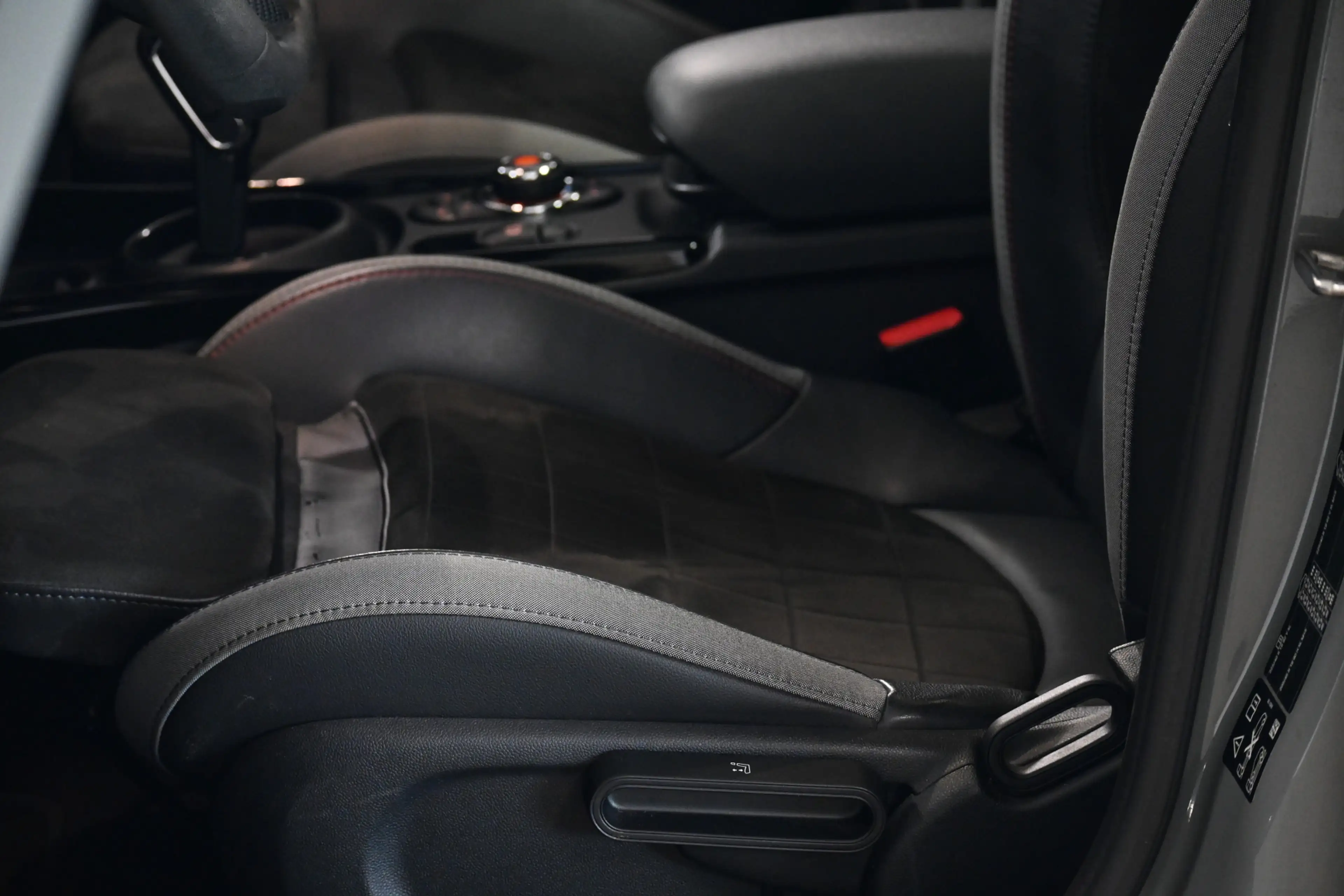 MINI John Cooper Works Clubman 2.0 JCW ALL4 306 pk, shuifdak, hd — photo 31