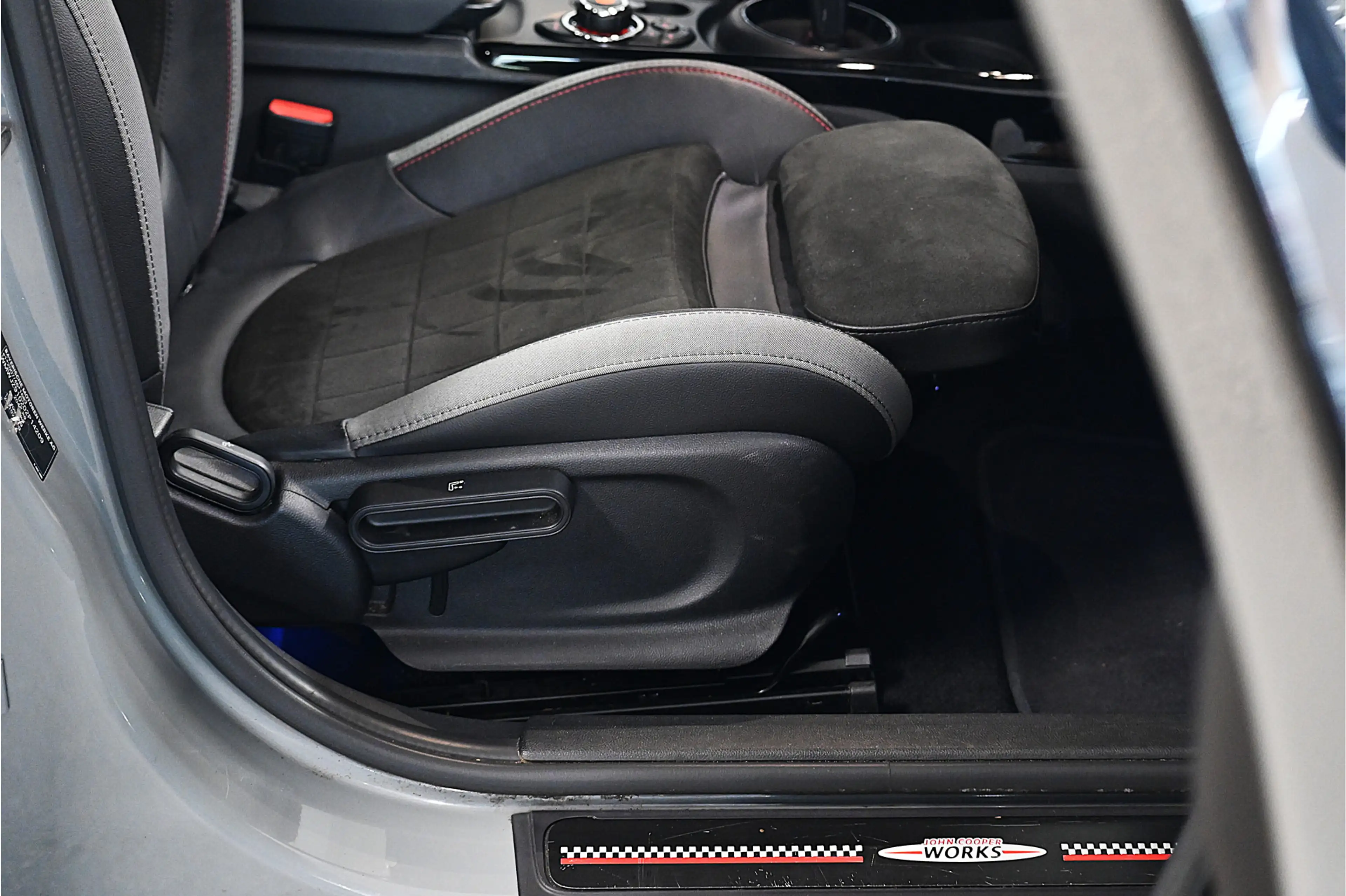 MINI John Cooper Works Clubman 2.0 JCW ALL4 306 pk, shuifdak, hd — photo 21