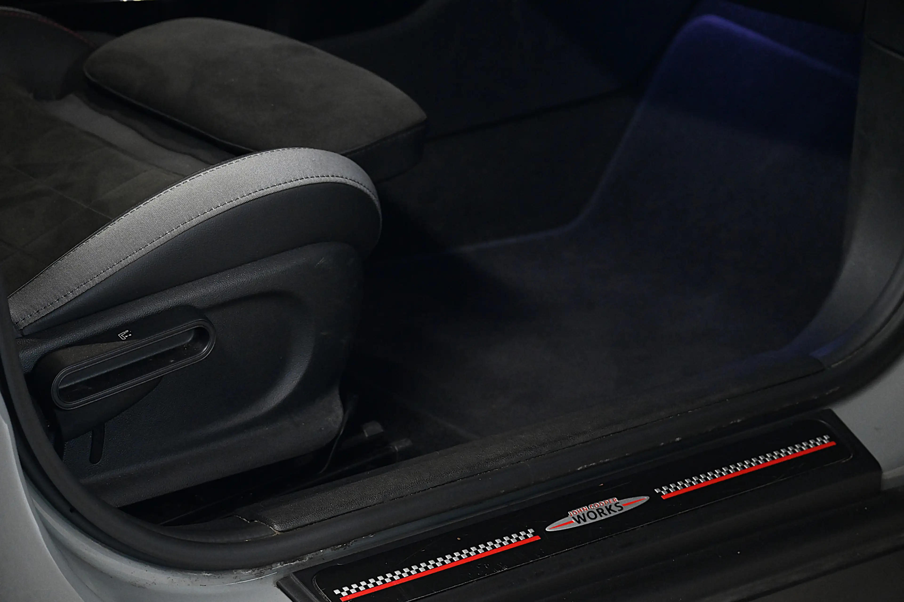 MINI John Cooper Works Clubman 2.0 JCW ALL4 306 pk, shuifdak, hd — photo 13