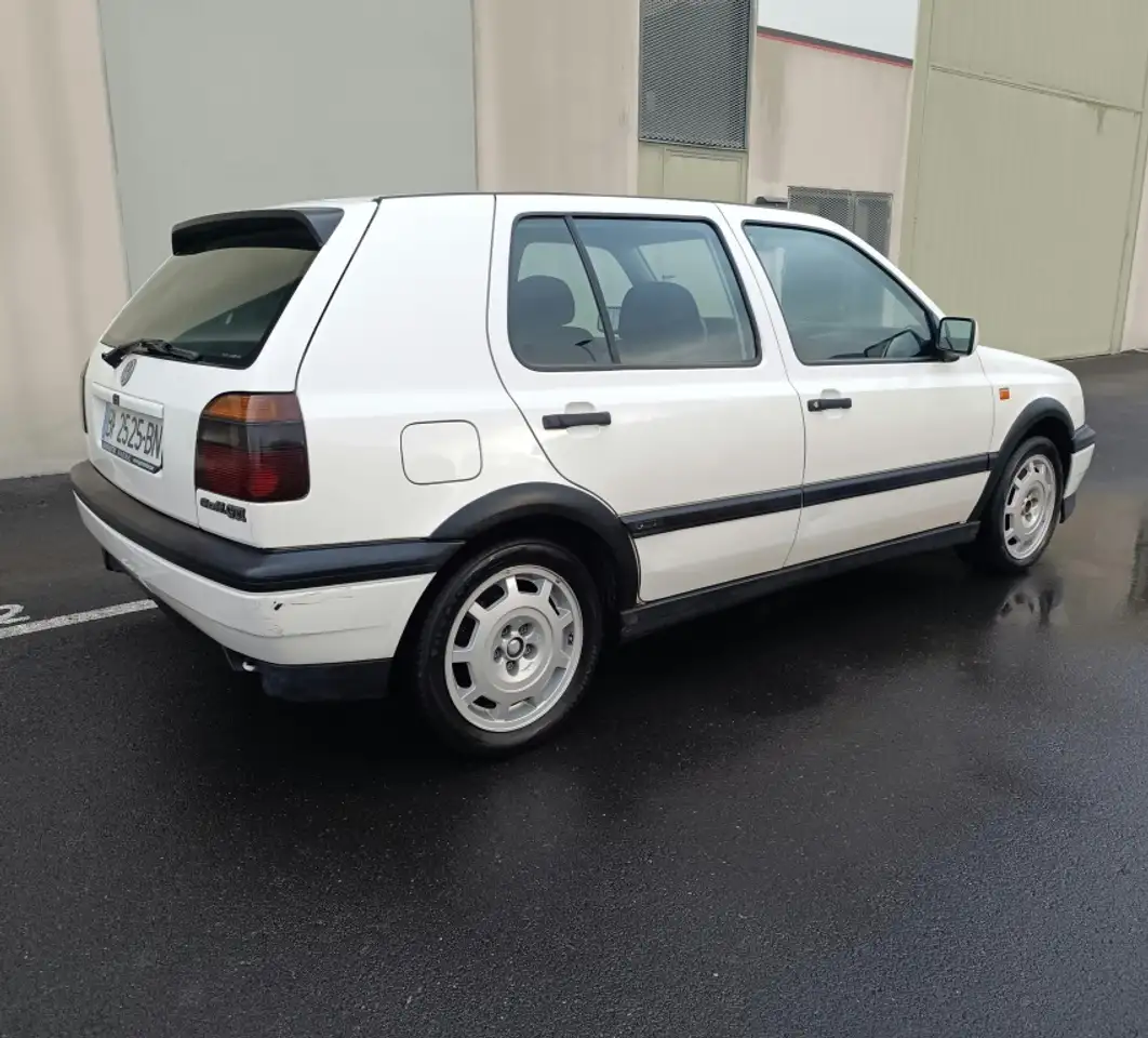 Volkswagen Golf GTI 2.0, foto 4