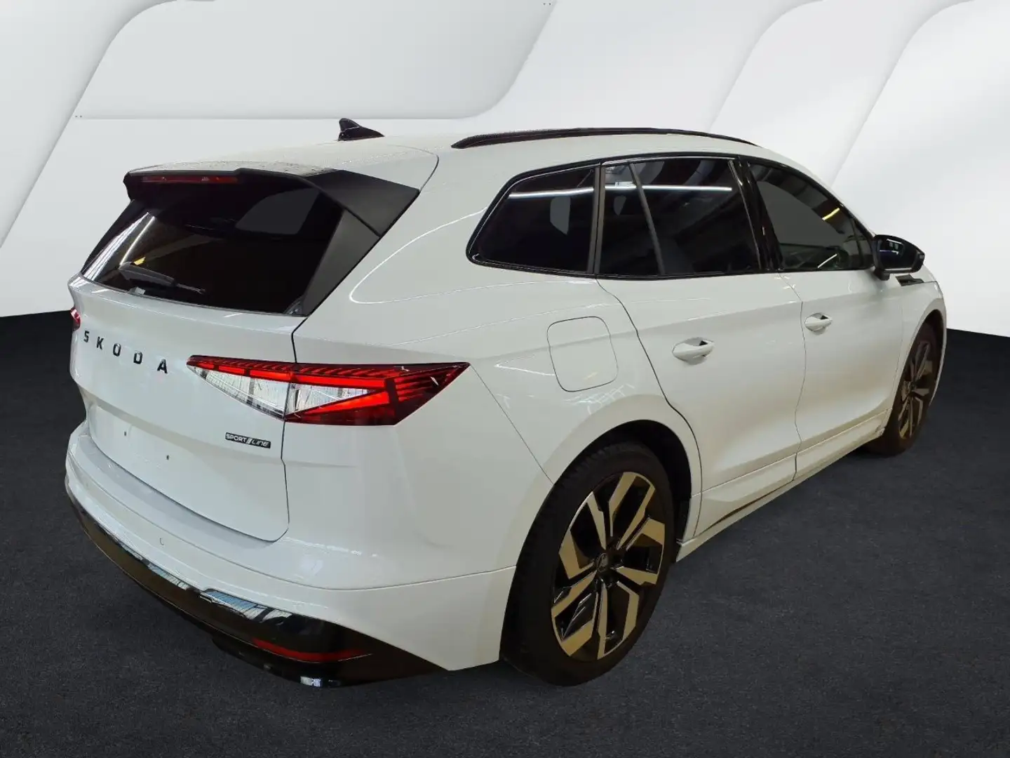 Skoda Enyaq 85x Sportline *AHK*WÄRME*PANO*MATRIX*ACC* Weiß - 2