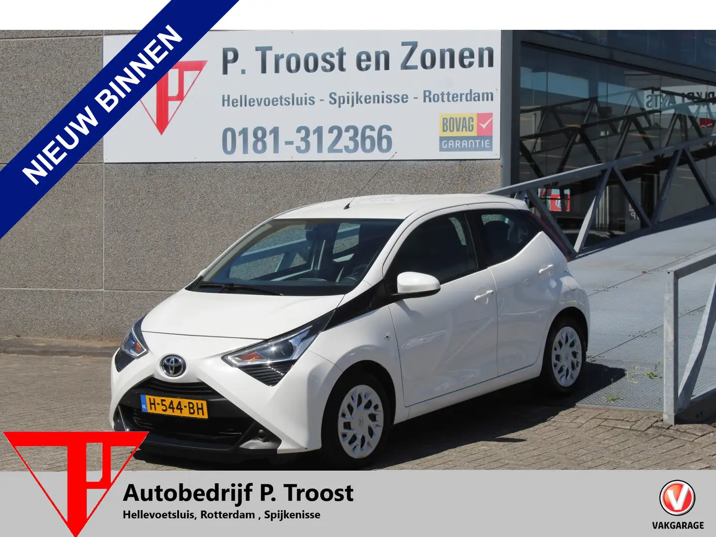 Toyota Aygo 1.0 VVT-i x-play *Automaat*Airco/Apple carplay/Ach Wit - 1