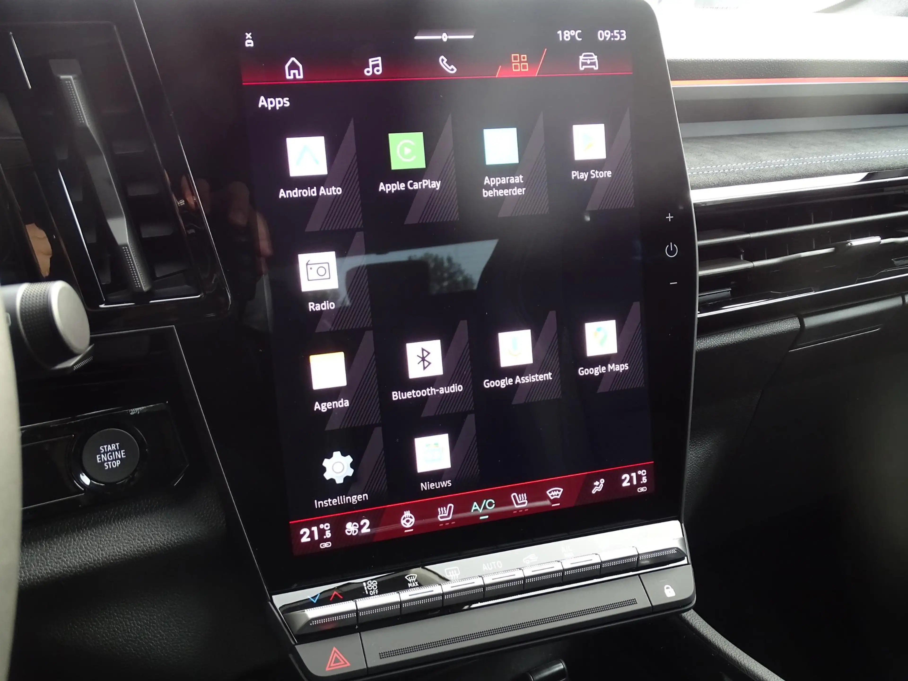Renault Austral 1.2 E-Tech full hybrid 200 esprit Alpine NU 5 JAAR — photo 44