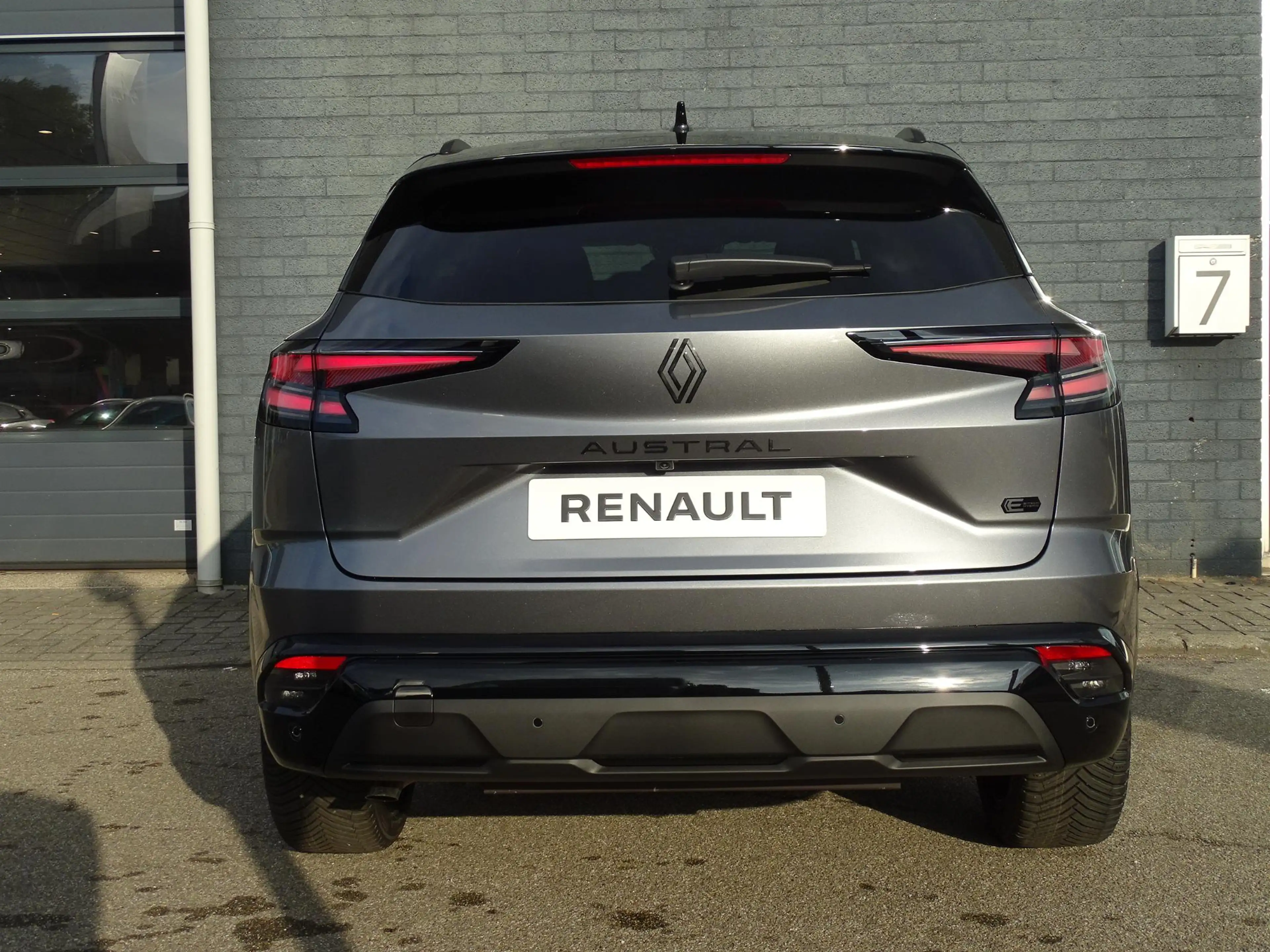 Renault Austral 1.2 E-Tech full hybrid 200 esprit Alpine NU 5 JAAR — photo 25