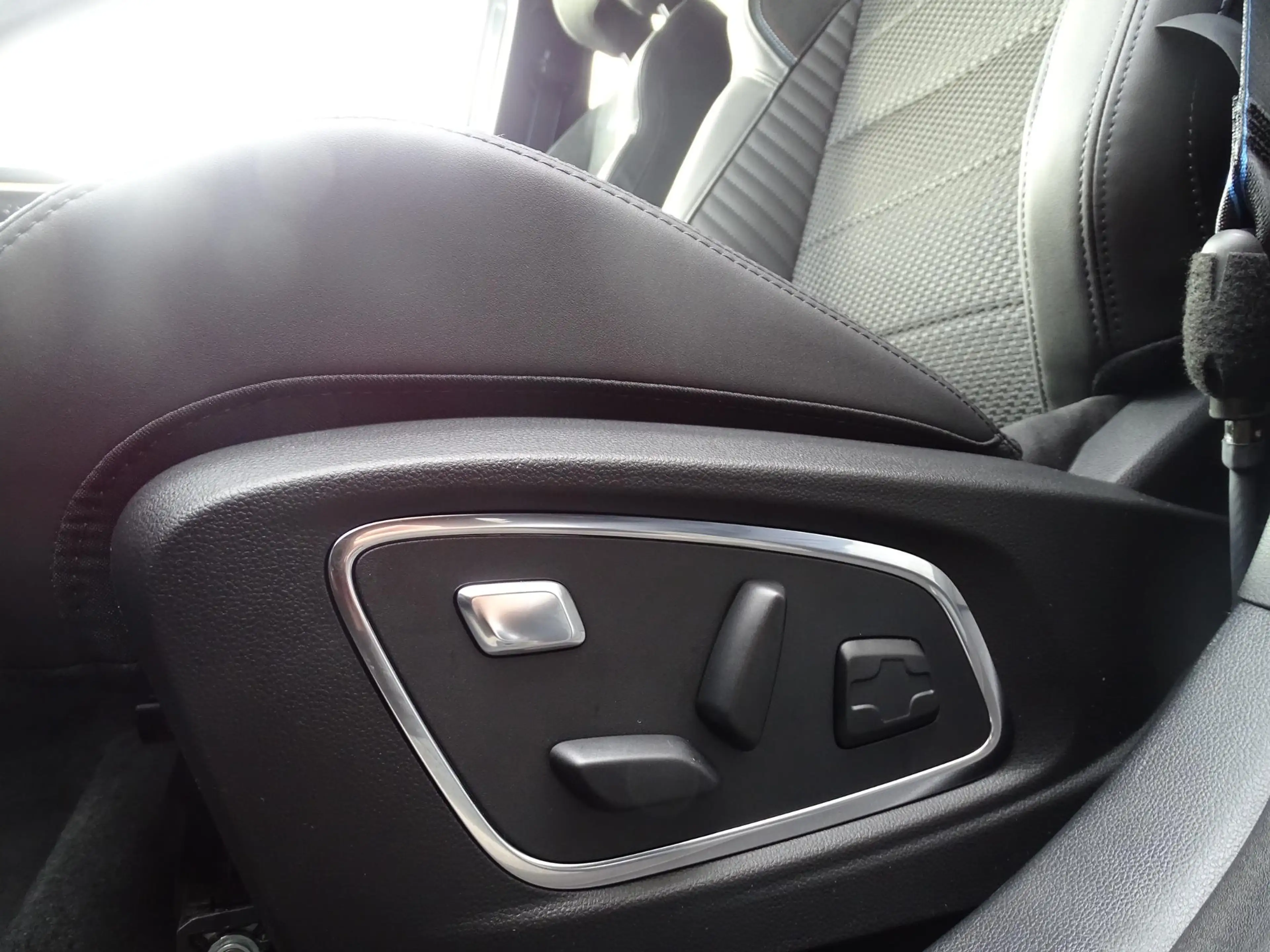 Renault Austral 1.2 E-Tech full hybrid 200 esprit Alpine NU 5 JAAR — photo 17