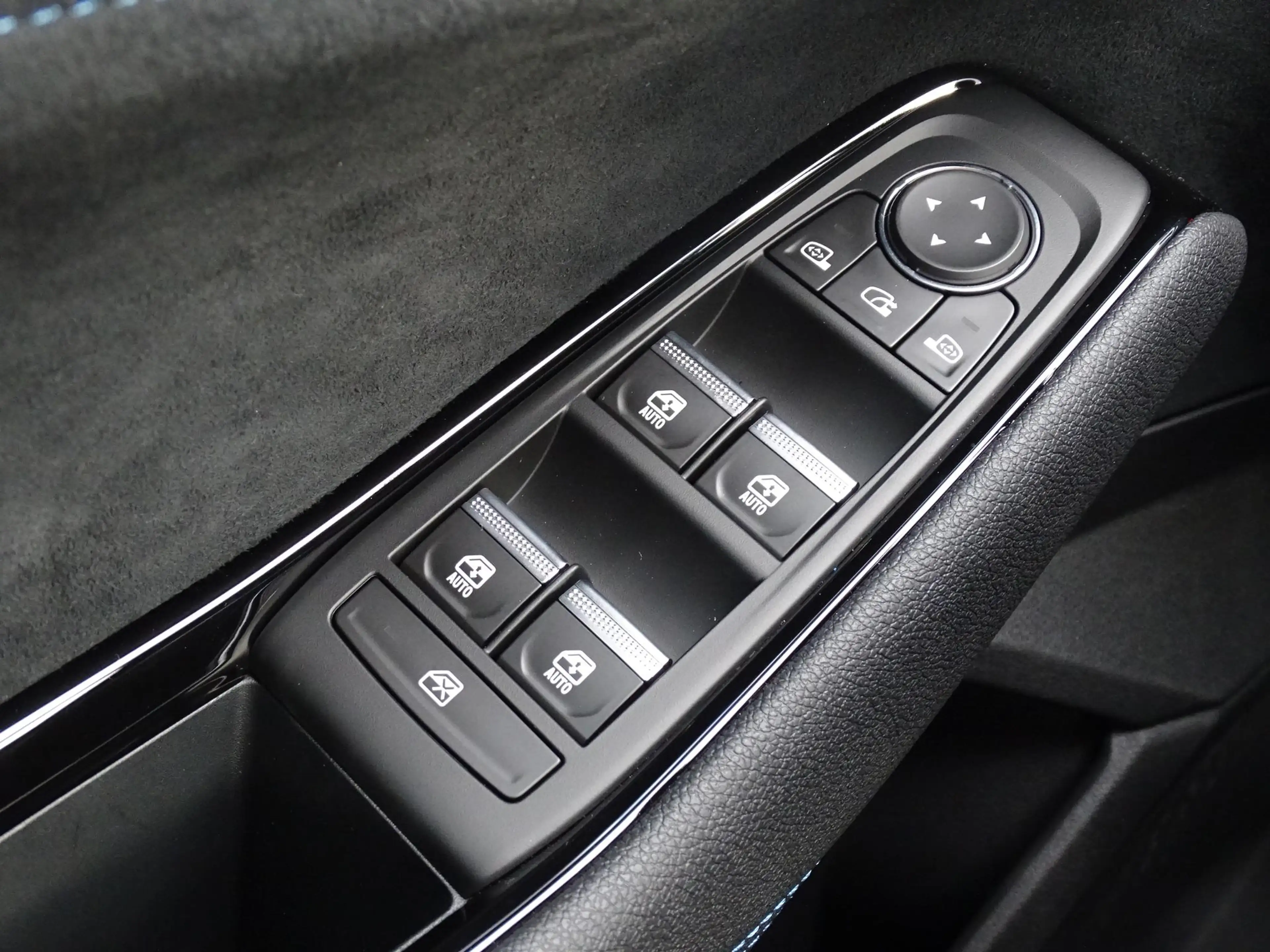 Renault Austral 1.2 E-Tech full hybrid 200 esprit Alpine NU 5 JAAR — photo 26