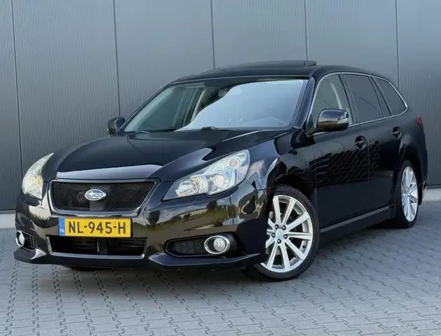 Subaru Legacy Touring Wagon 2.5I Sport Executive Schuifdak - Led