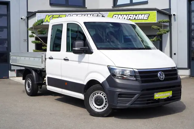 Volkswagen Crafter view 3