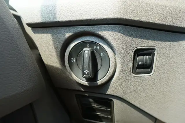 Volkswagen Crafter view 25