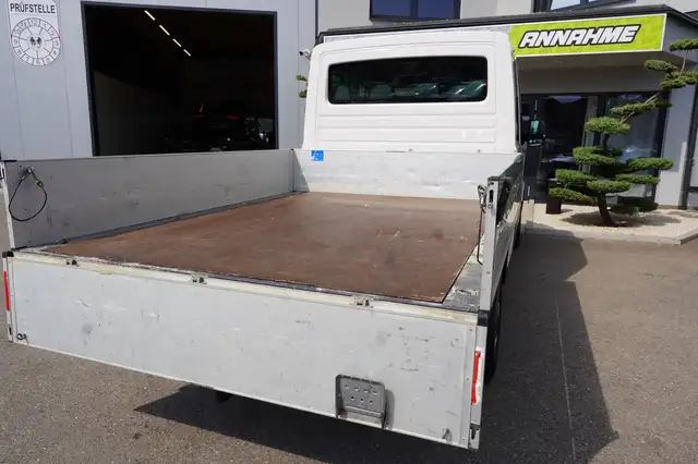 Volkswagen Crafter view 18