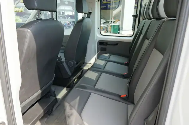 Volkswagen Crafter view 16