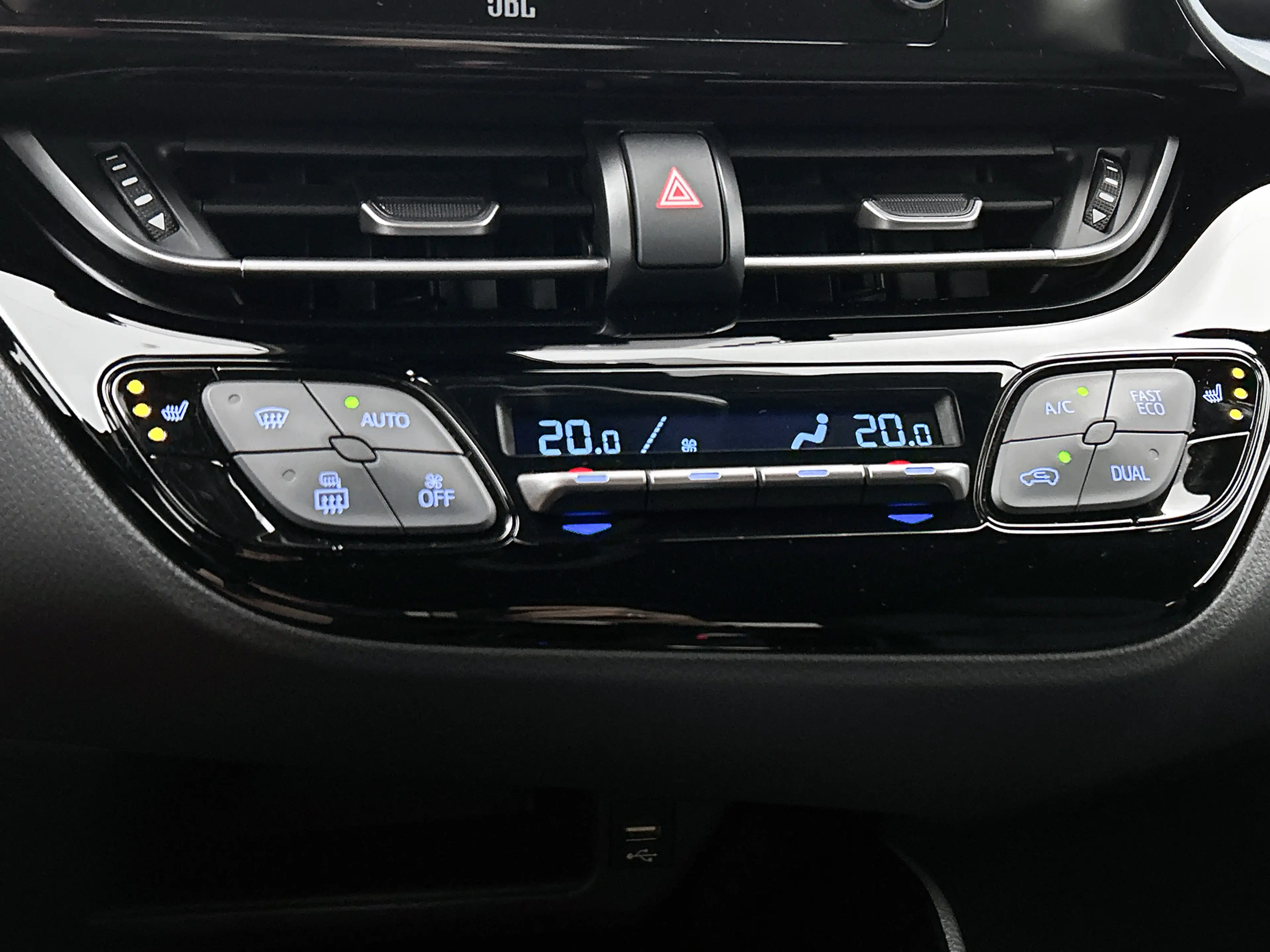 Toyota C-HR 1.8 Hybrid First Edition Inl : Fin. aanvraag DTC — photo 10