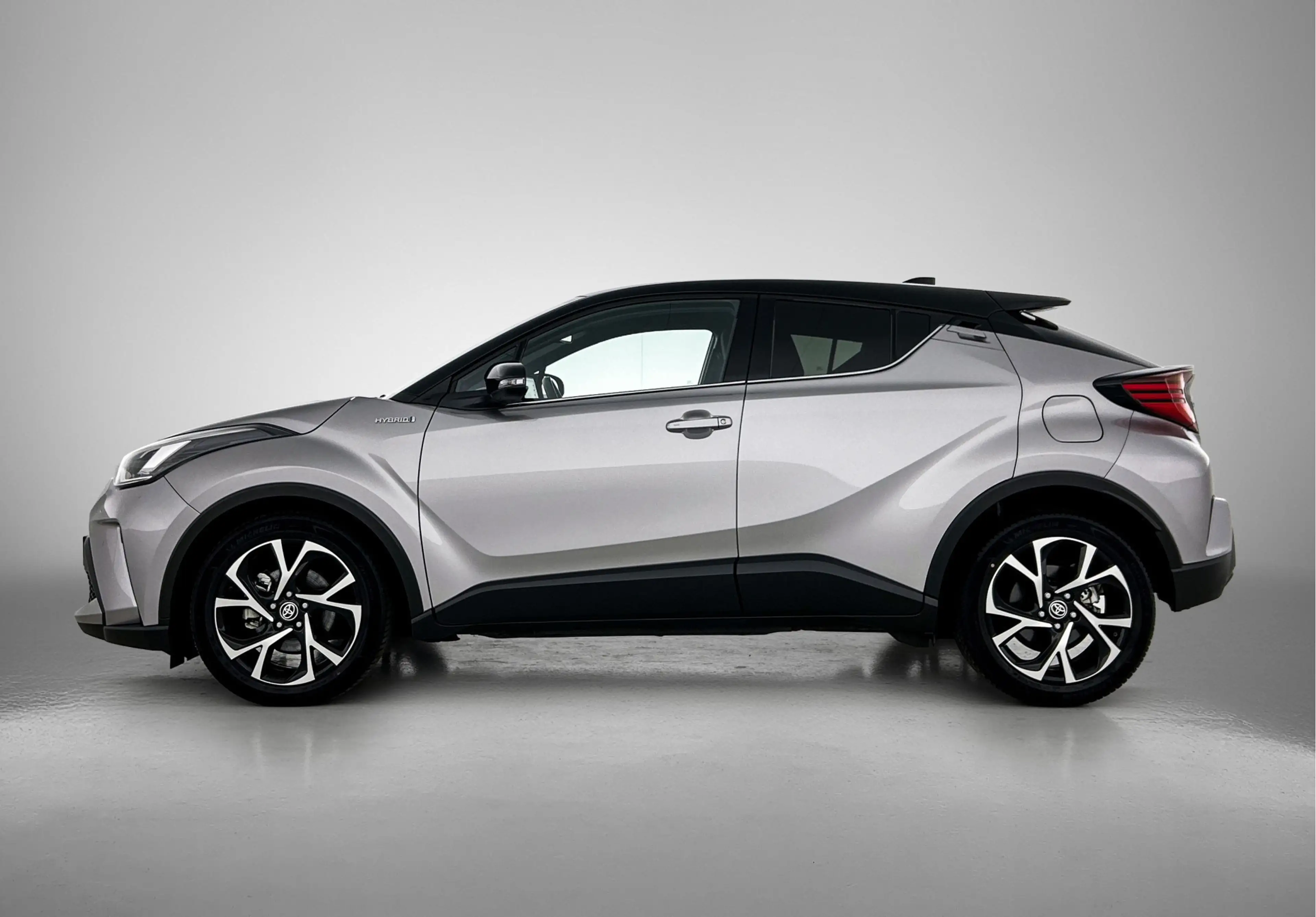 Toyota C-HR 1.8 Hybrid First Edition Inl : Fin. aanvraag DTC — photo 3
