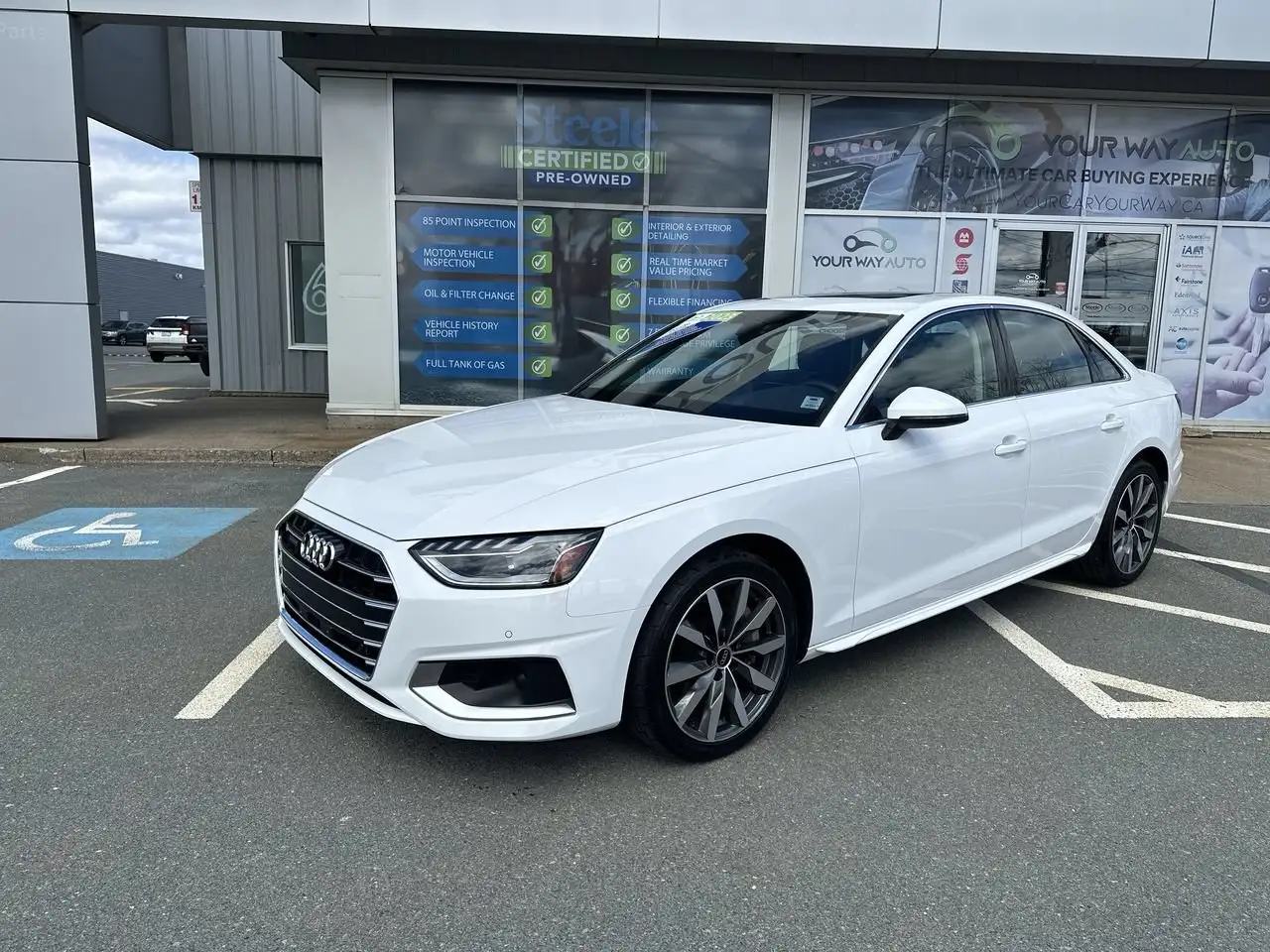 Audi A4 снимка Audi A4