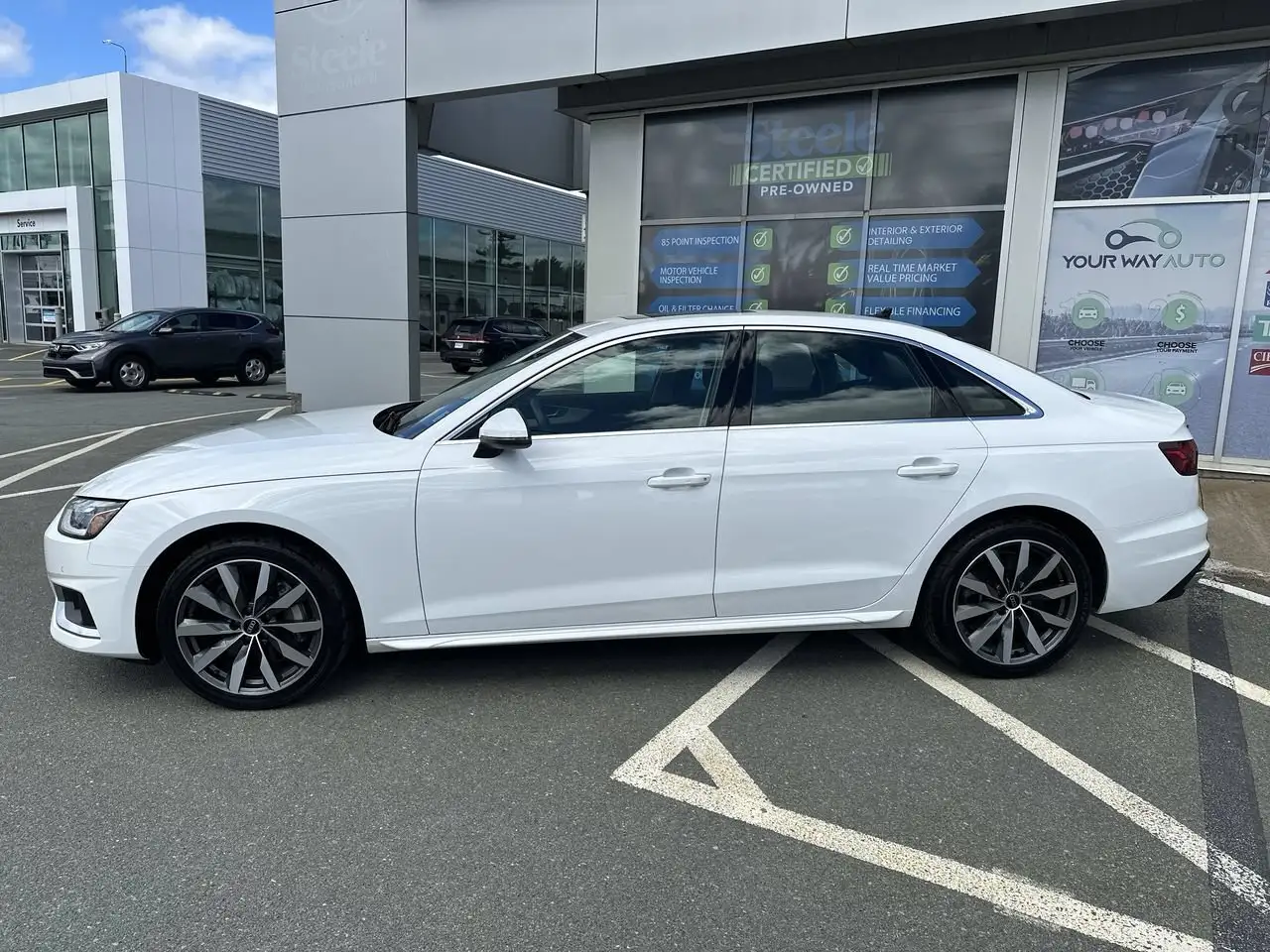 Audi A4 снимка Audi A4