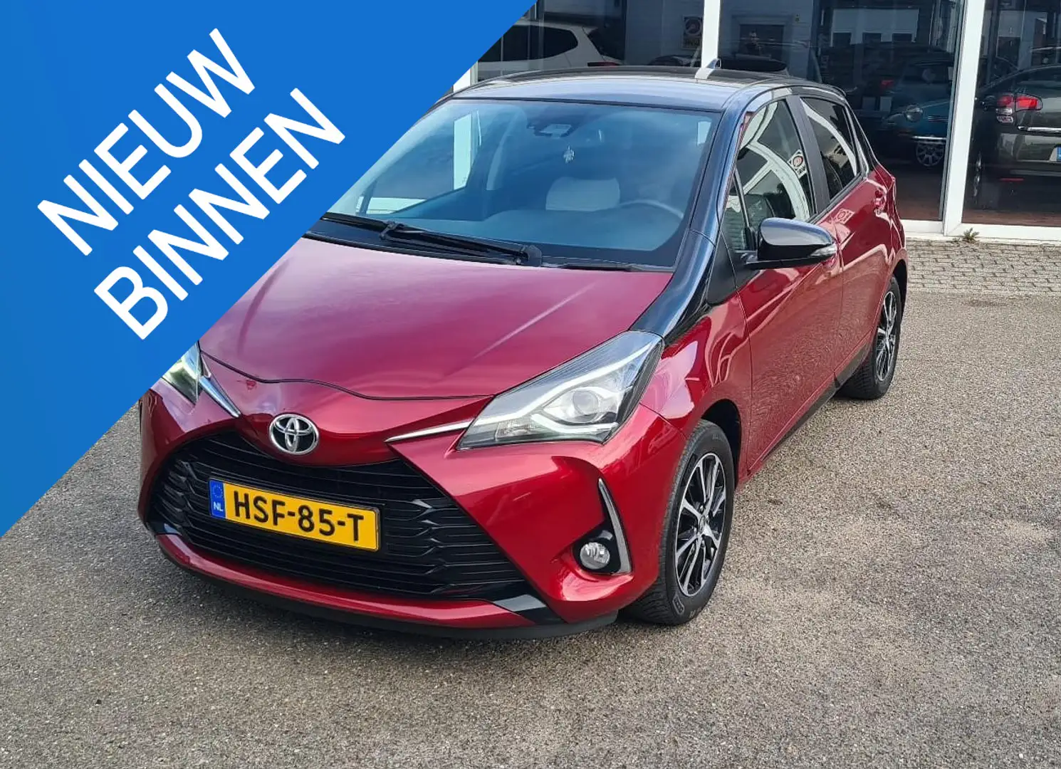 Toyota Yaris 1.5 VVT-i Dynamic Navi,Camera,Cruise,Keyless,RIJKL Rouge - 1