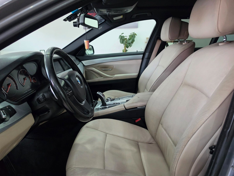 BMW 535 dTouring Klima Vollleder Kamera Navi Pano — photo 5