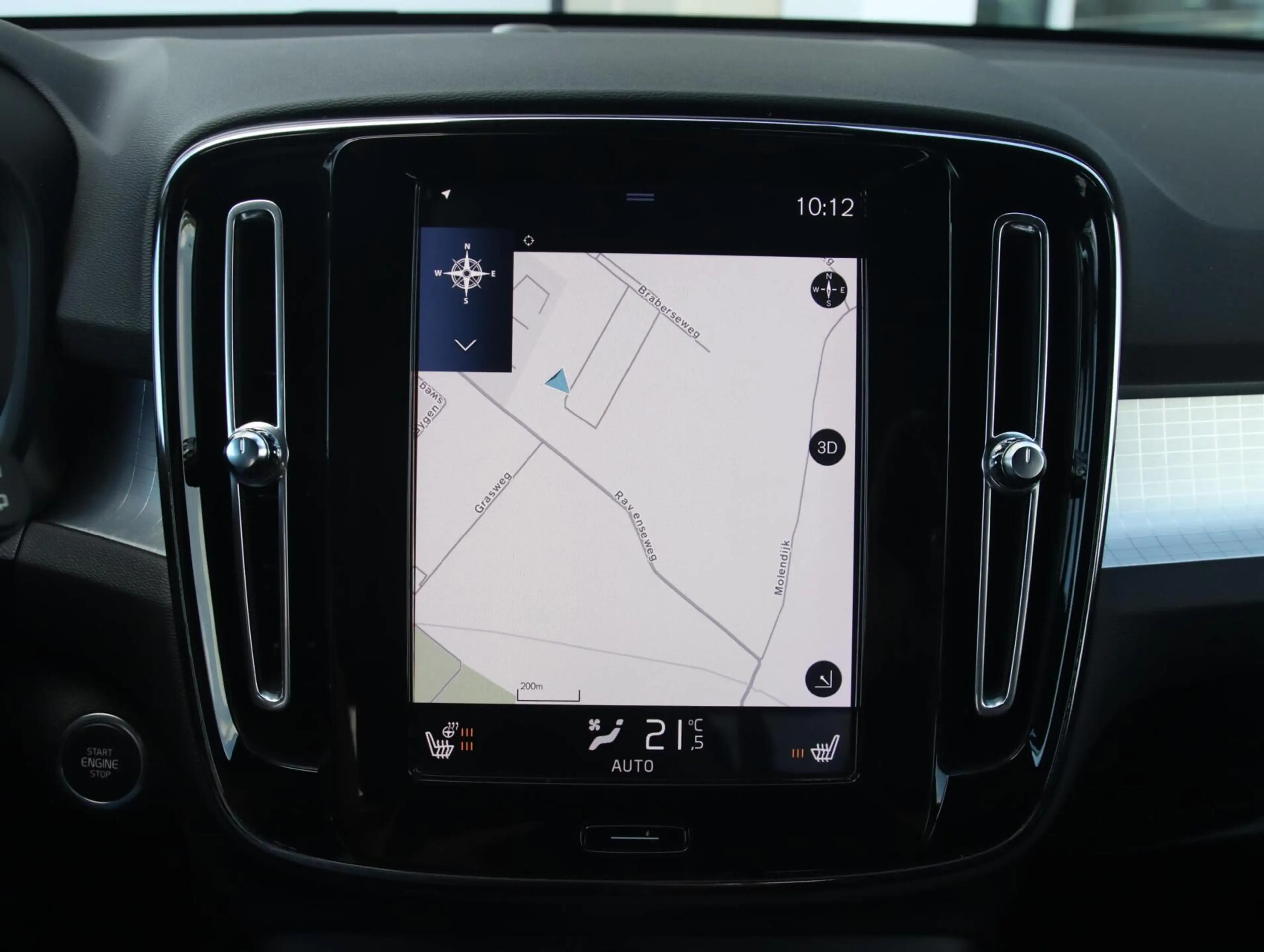 Volvo XC40 2.0 T4 190PK Momentum Pro — photo 14