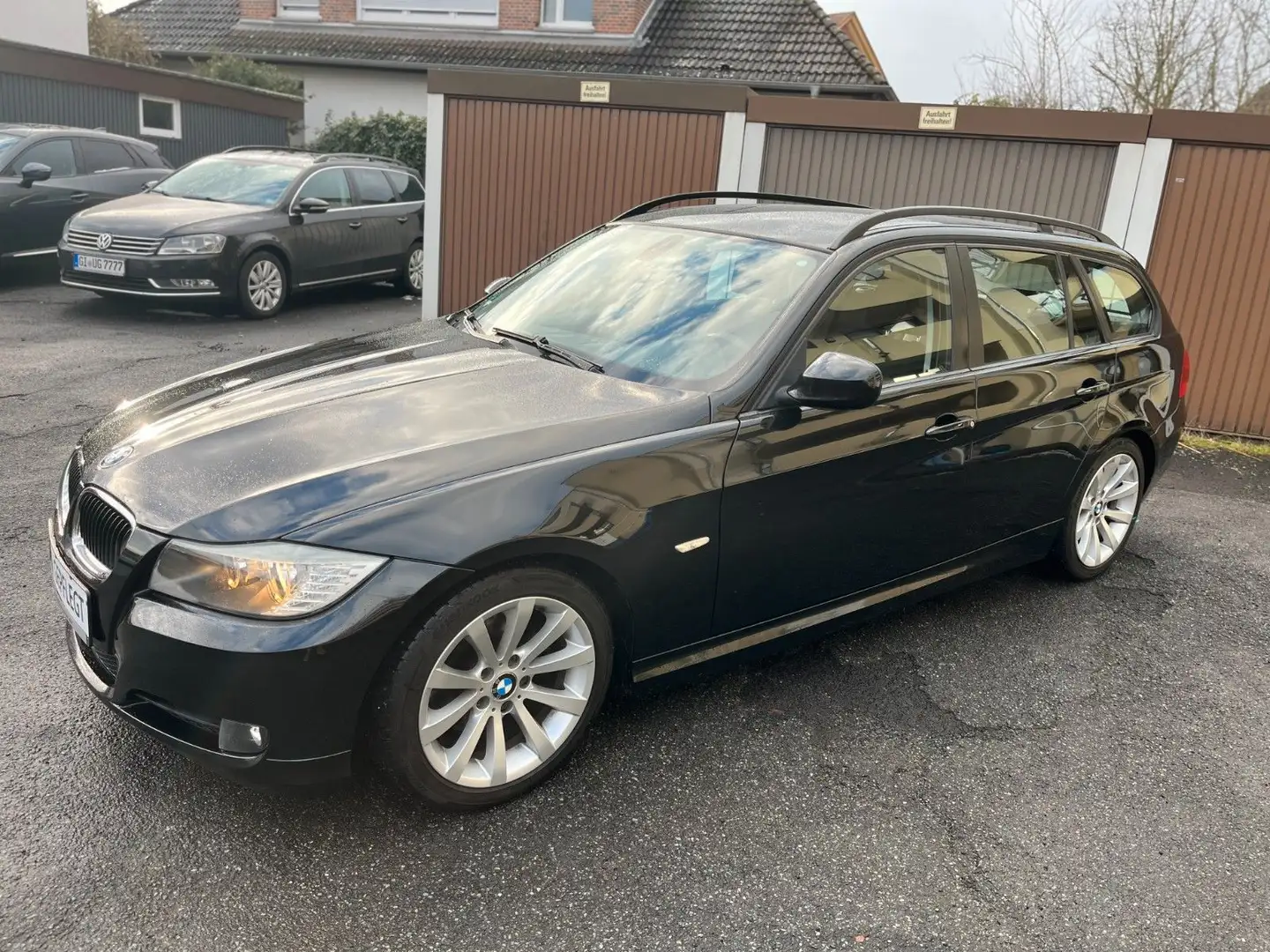 BMW 320 i Tour.*2.Hd*17 Alu*PDC*Teilleder*Fin mögl* Nero - 1
