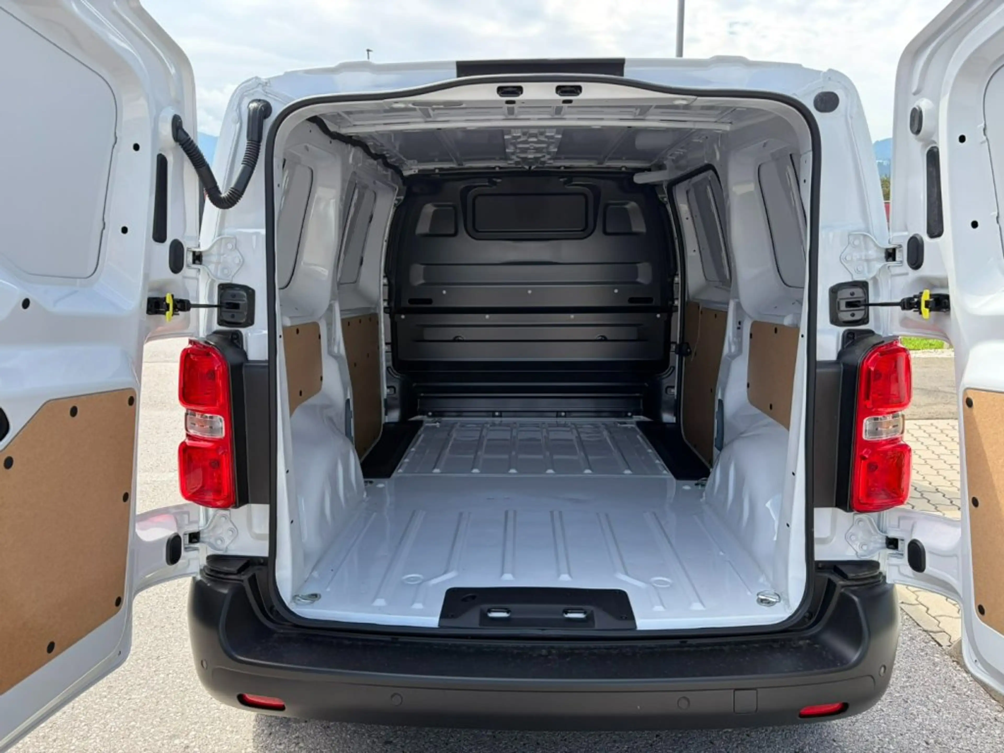 Fiat Scudo KW Länge M Diesel 120 Manuell — photo 8
