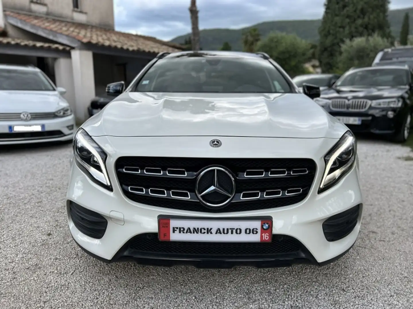 Mercedes-Benz GLA 250 250 WHITEART EDITION 4MATIC 7G-DCT Blanc - 2