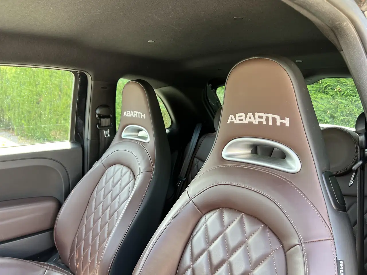 Abarth 595 2021 — фото 13