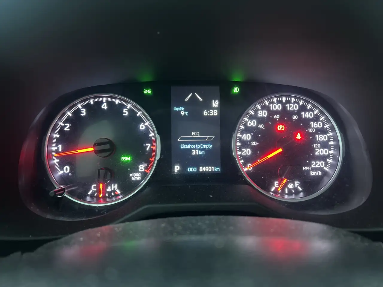 Toyota RAV 4 снимка Toyota RAV 4