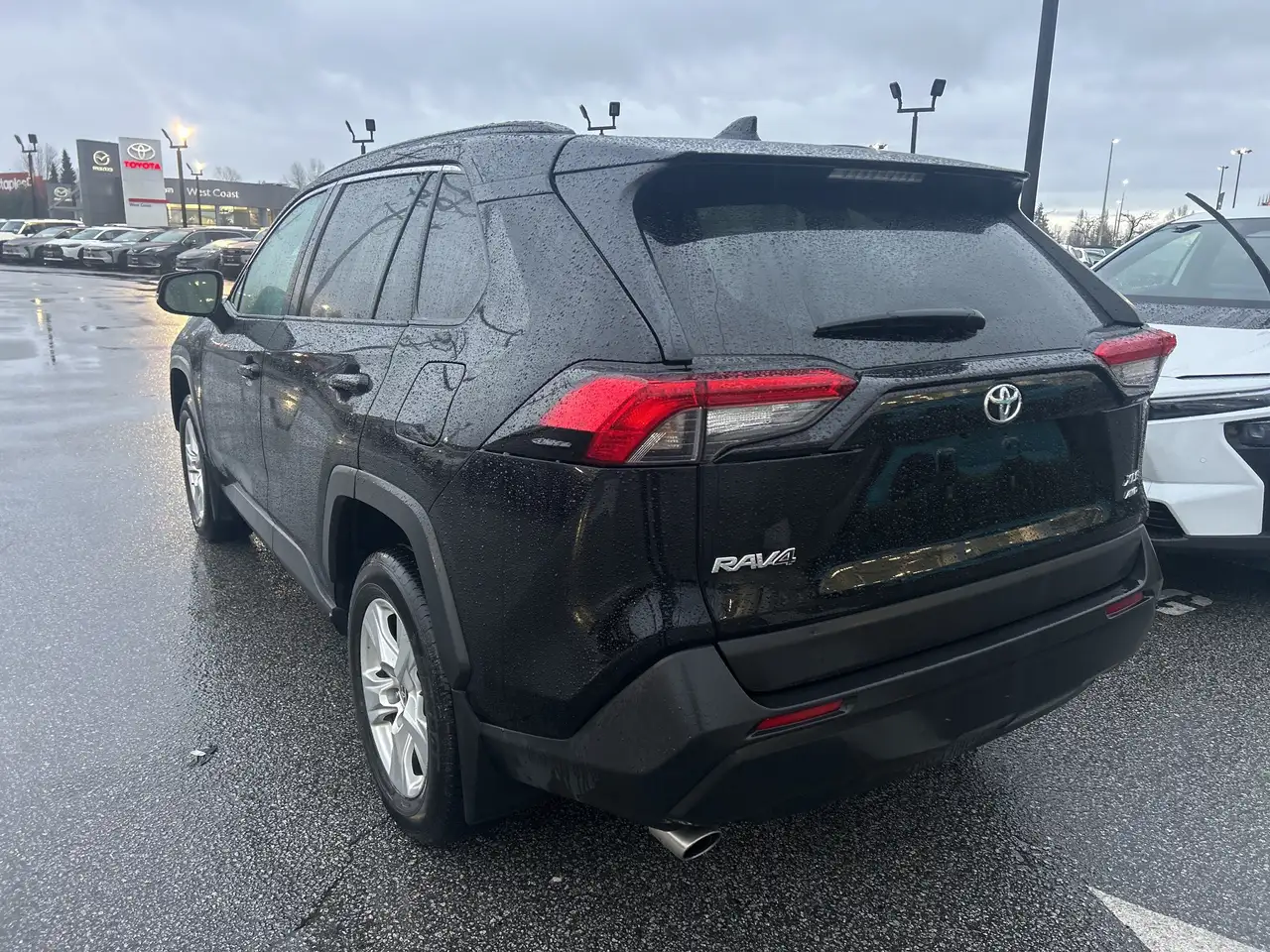 Toyota RAV 4 снимка Toyota RAV 4