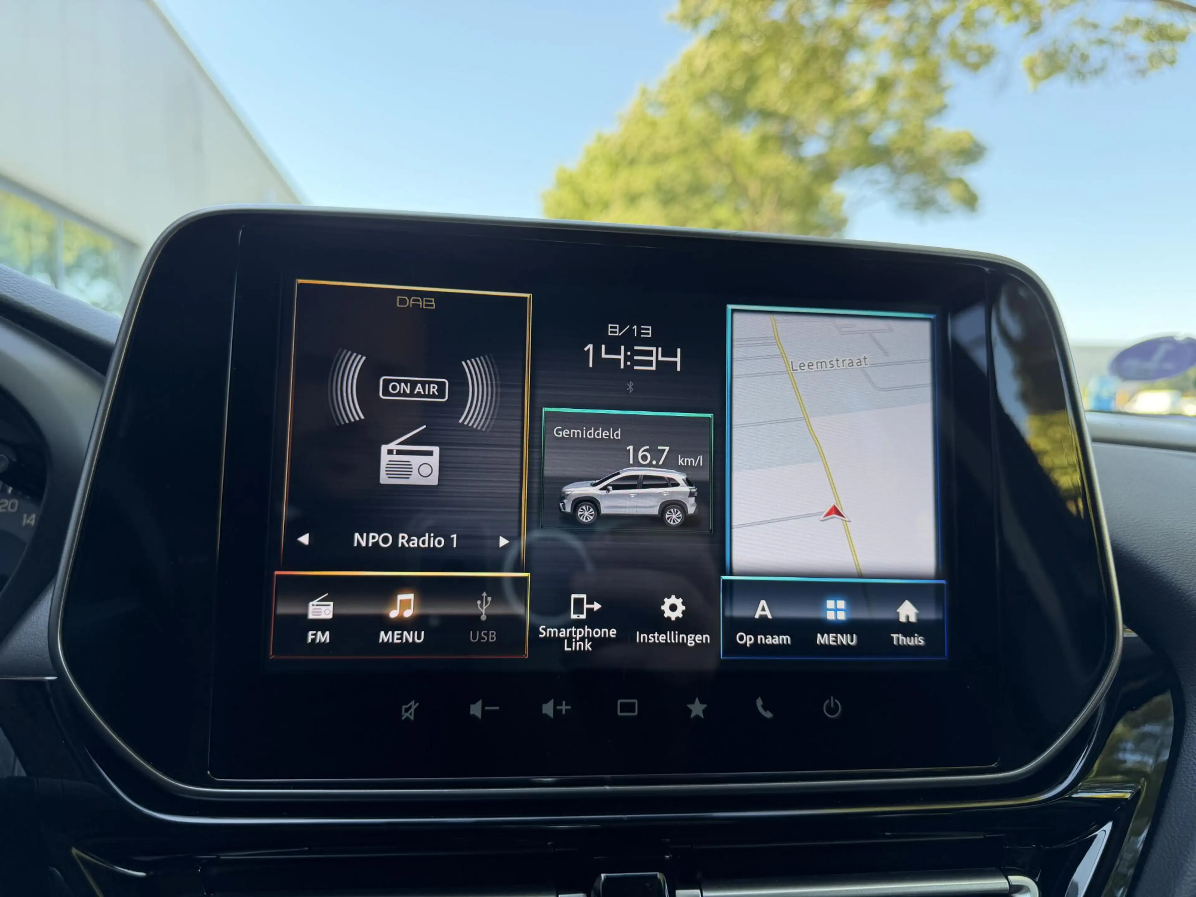 Suzuki S-Cross 1.5 Hybrid Style — photo 8