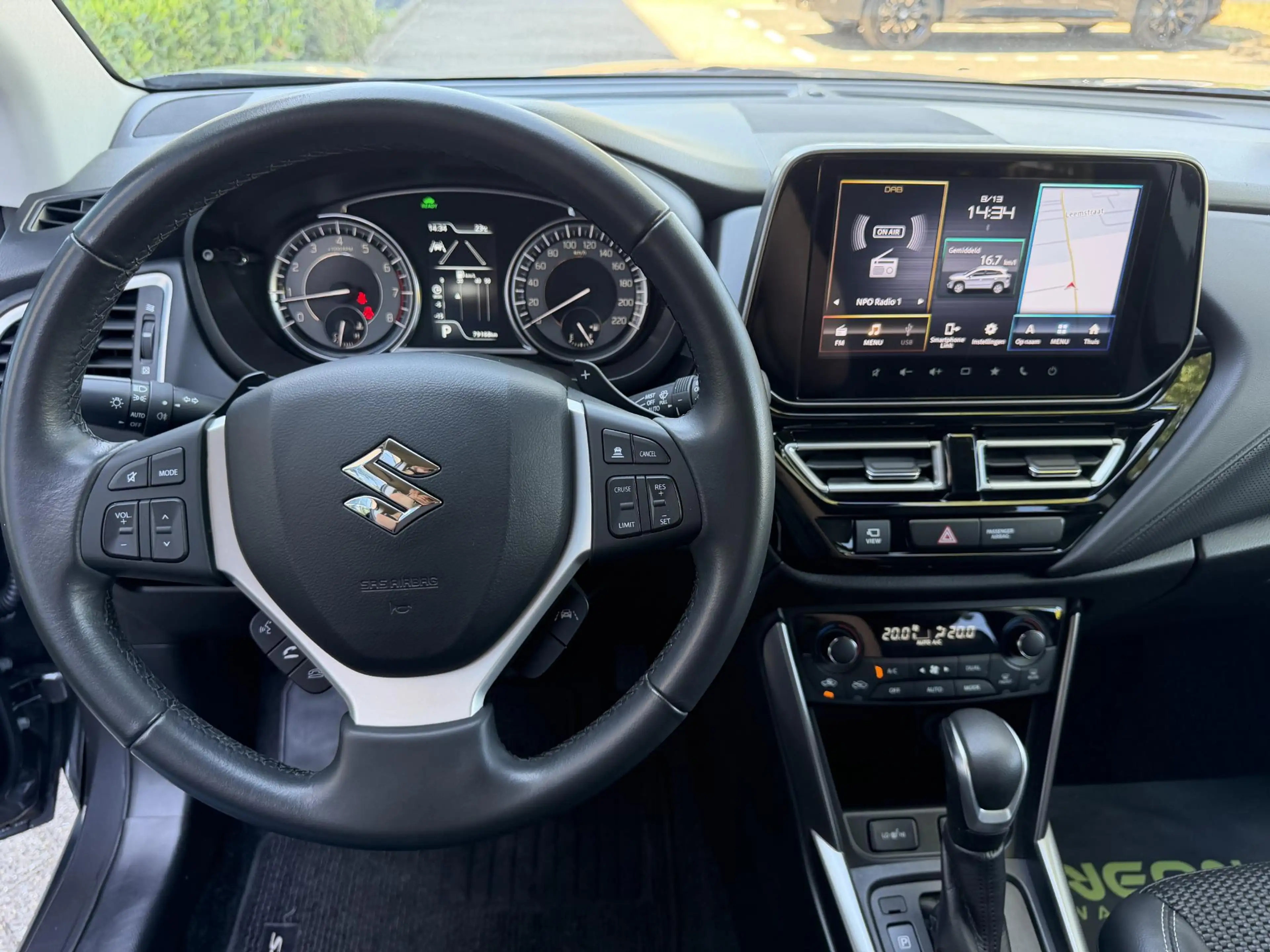 Suzuki S-Cross 1.5 Hybrid Style — photo 7