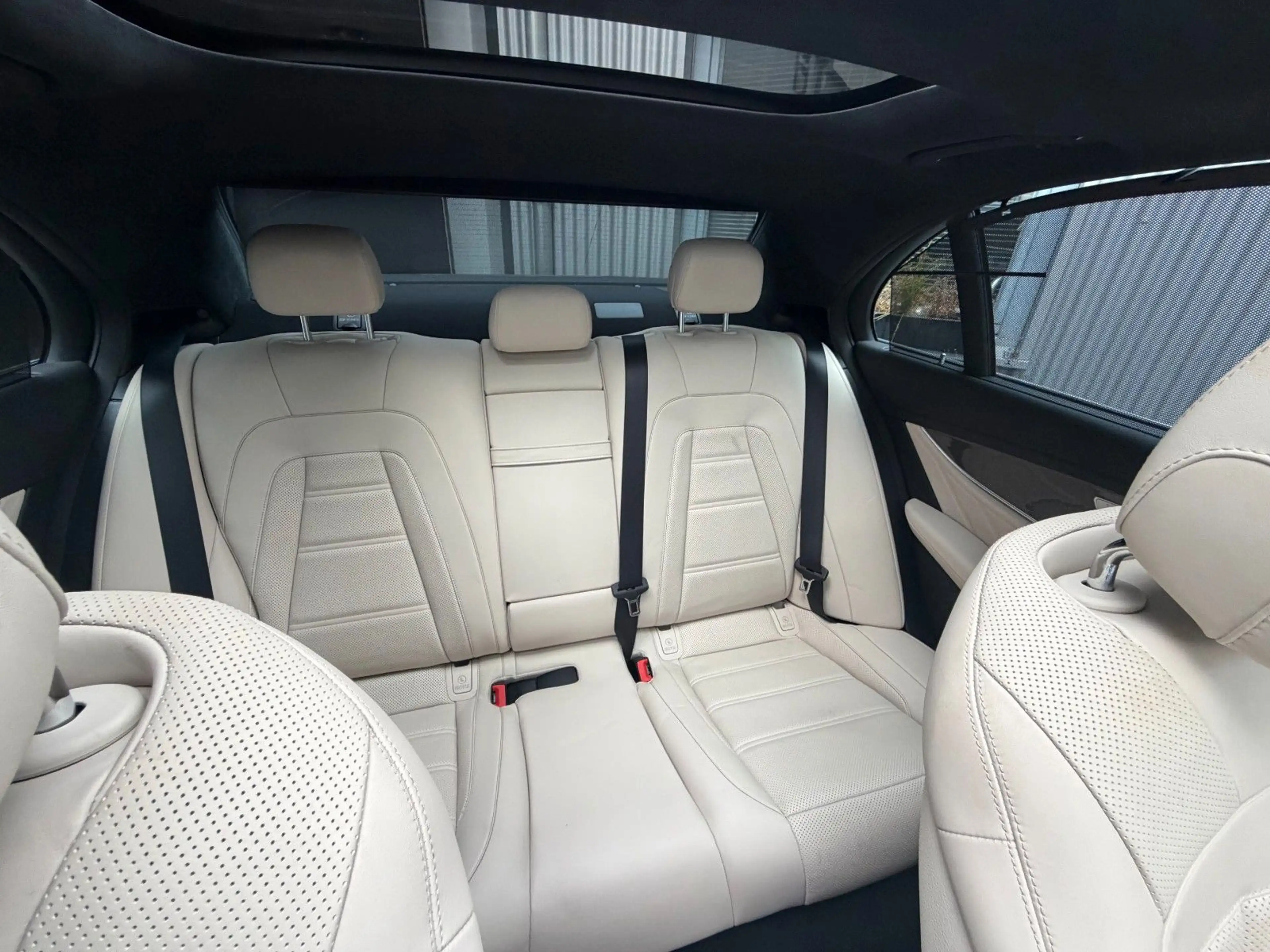 Mercedes-Benz E 63 AMG E 63 S AMG 4Matic+Pano HeadUp 360° Disc Leder — photo 21