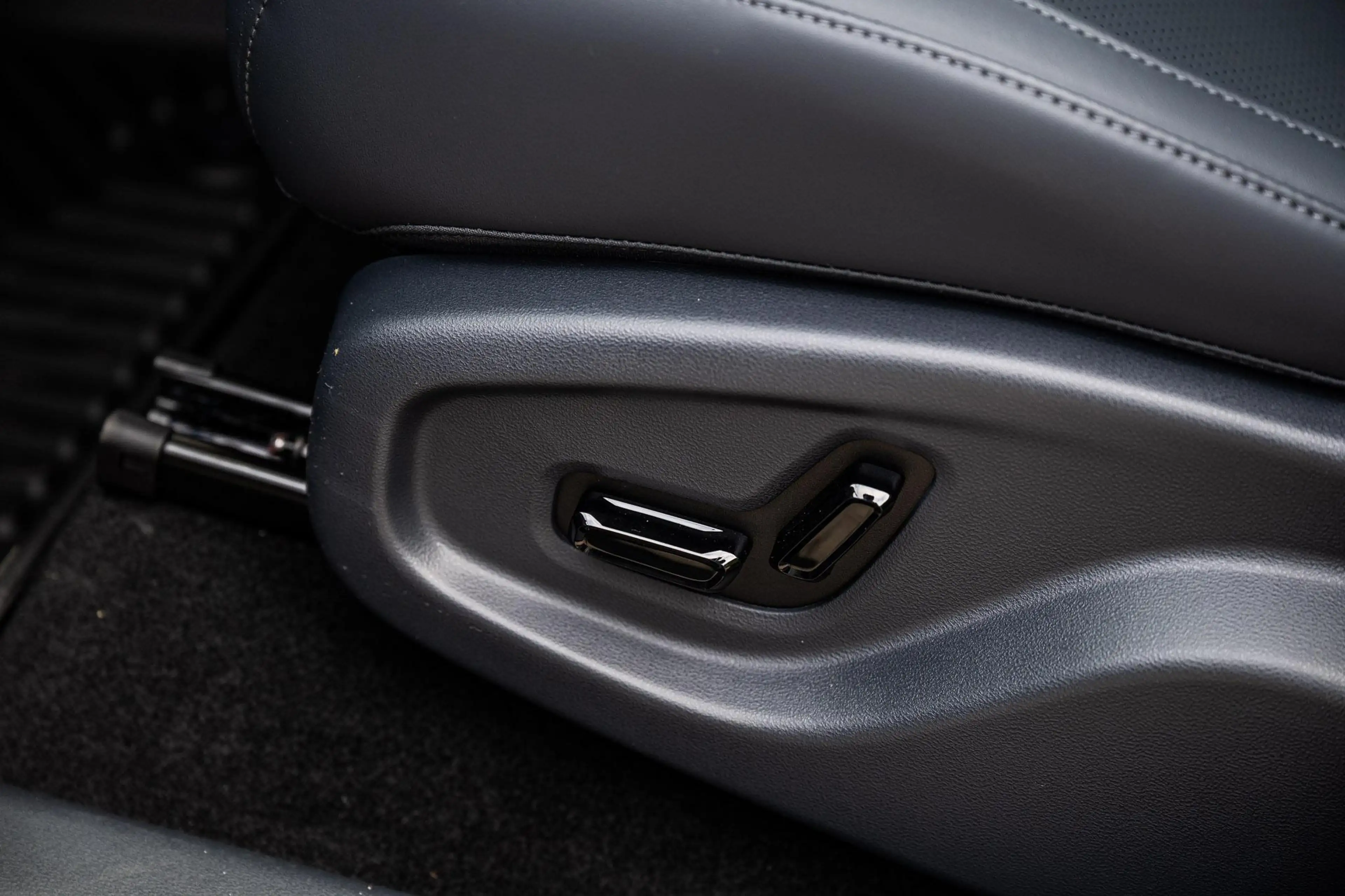 Geely Starray EM-i 1.5 Max+ | 136km Elektrisch bereik | Ventilatie- e — photo 7