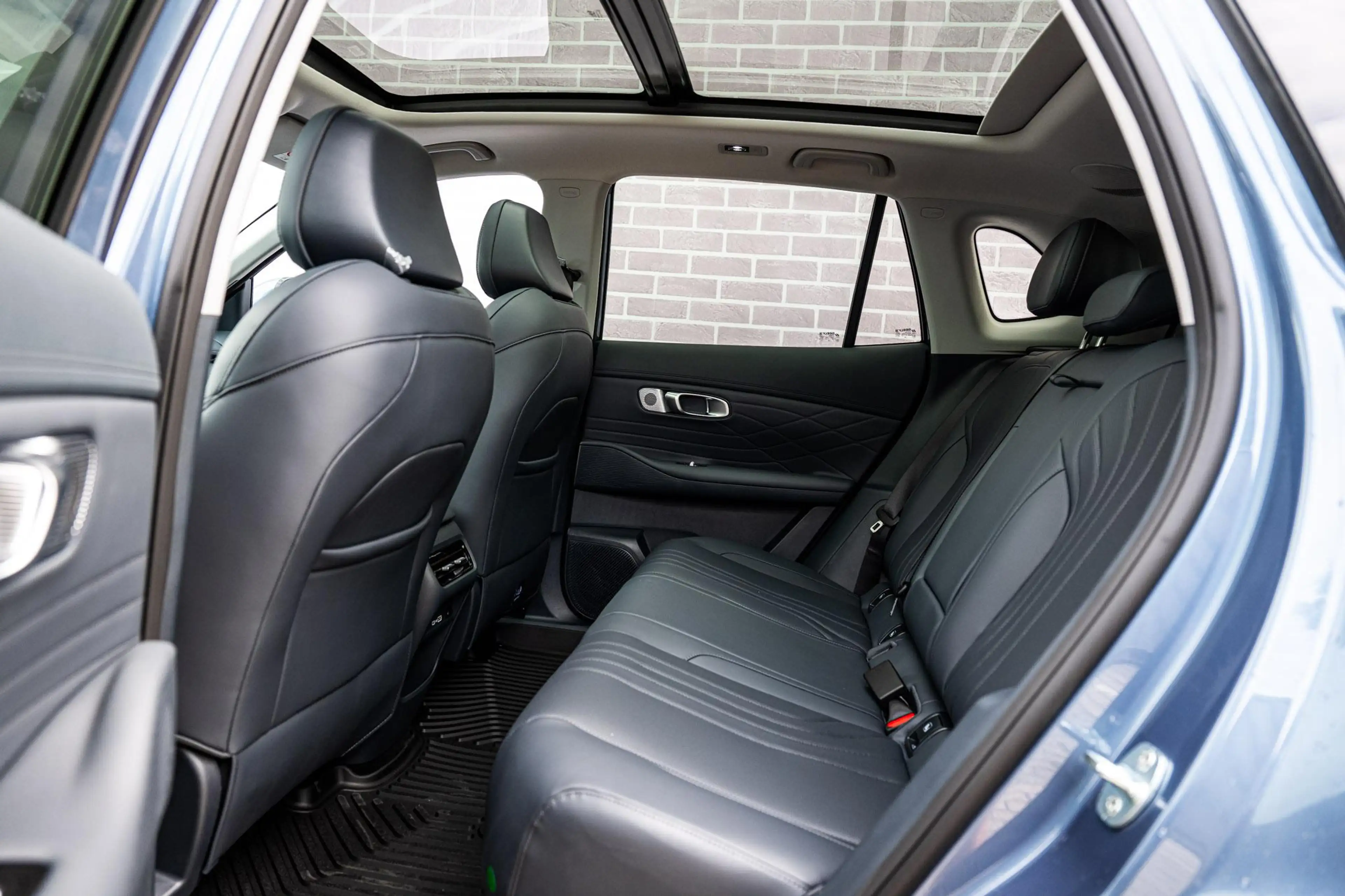 Geely Starray EM-i 1.5 Max+ | 136km Elektrisch bereik | Ventilatie- e — photo 8