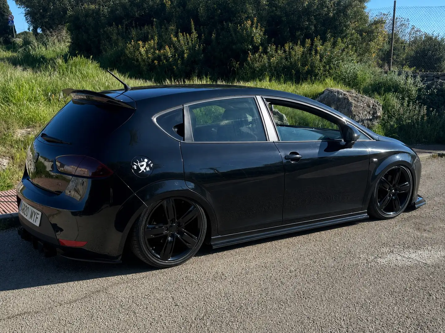 SEAT Leon Vendo mi SEAT León FR MK2 del 2011, color negro br - 1