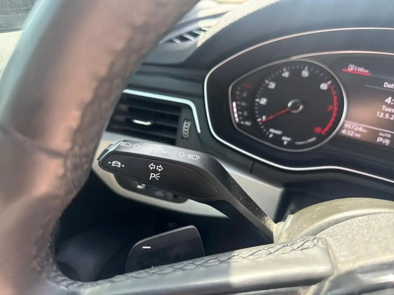 Audi A4 снимка Audi A4