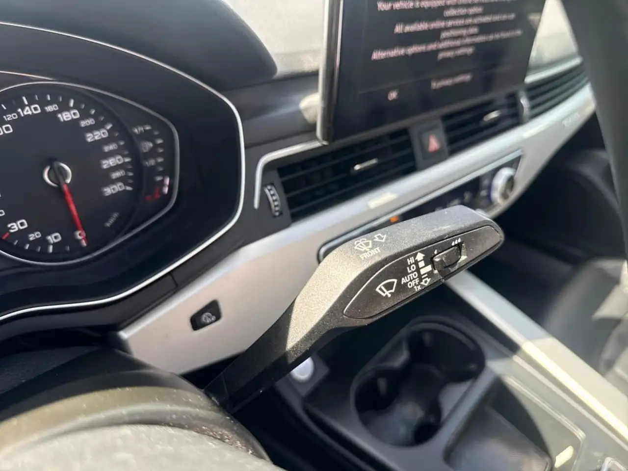Audi A4 снимка Audi A4
