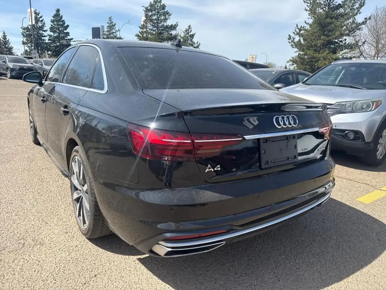 Audi A4 снимка Audi A4