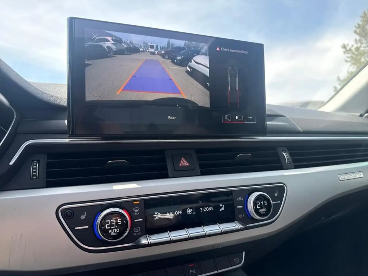 Audi A4 снимка Audi A4