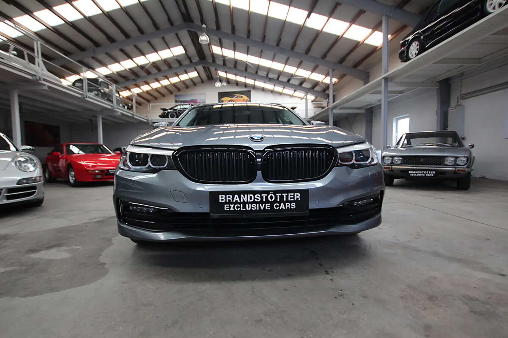 BMW 530 d xDrive Touring Aut. Top Ausstattung, Serviceg... Blau - 2