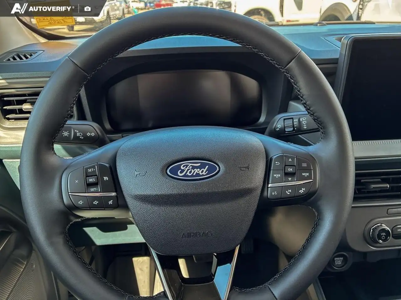 Ford Maverick снимка Ford Maverick