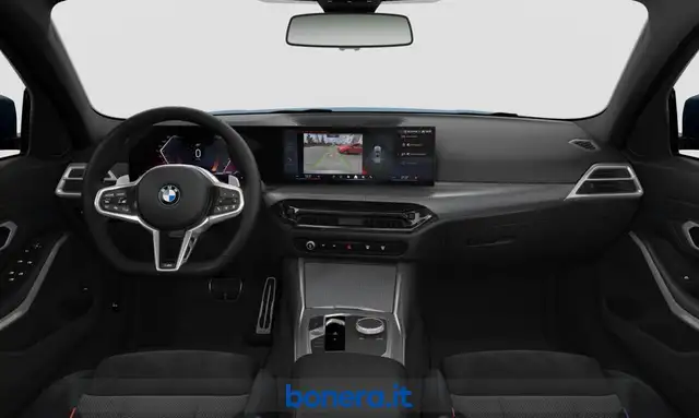 BMW 3 Series view 3