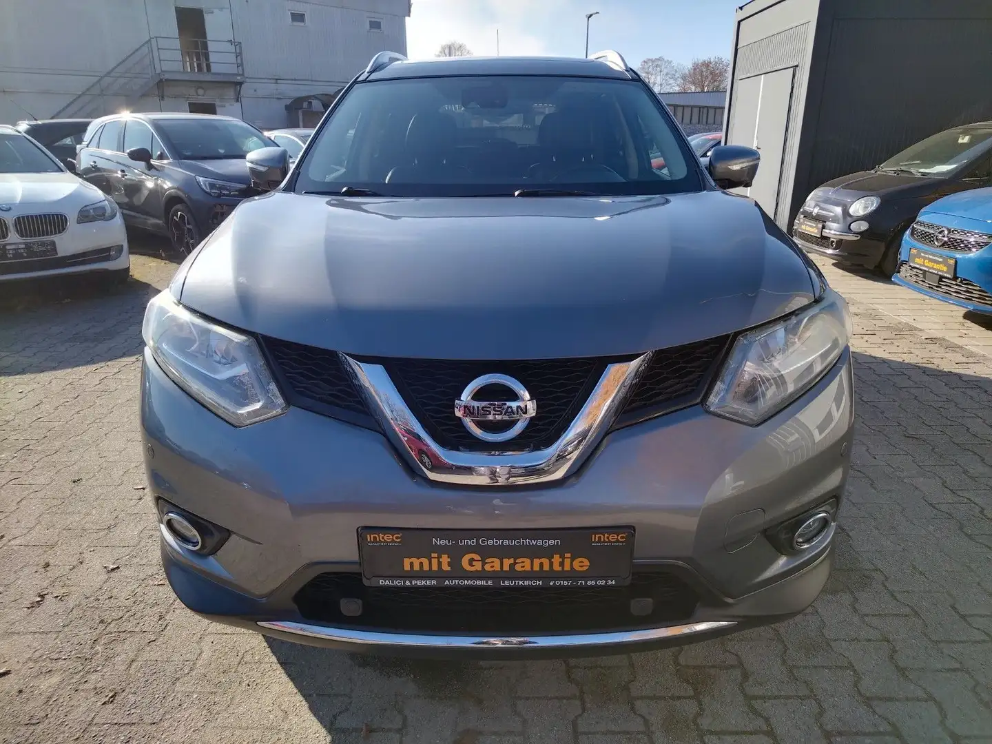 Nissan X-Trail Tekna+AUTOMATIK+LEDER+NAVI+PANO+CAM360 Grau - 1