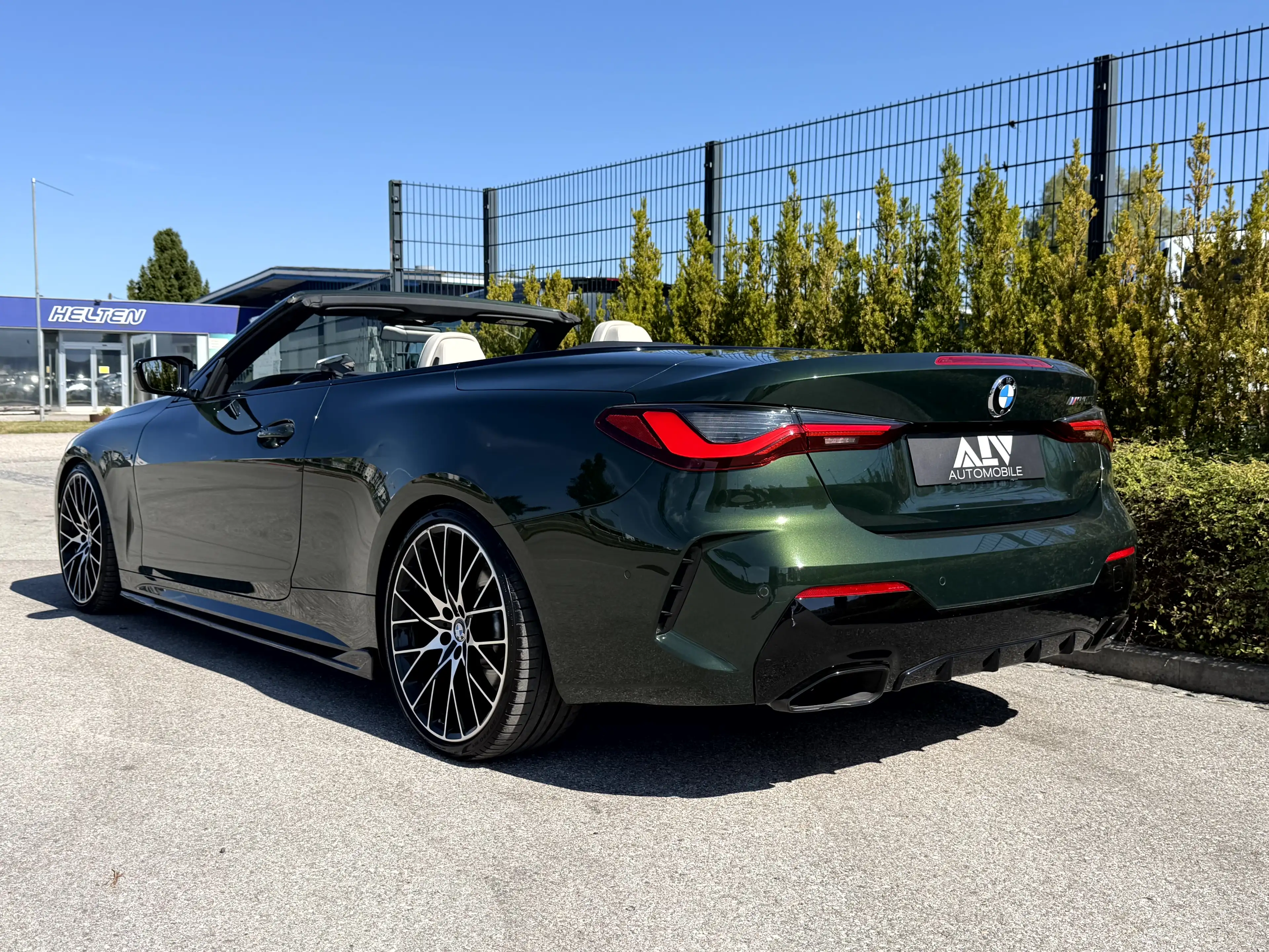 BMW 440 M440 i xDrive Cabriolet Individual — photo 2