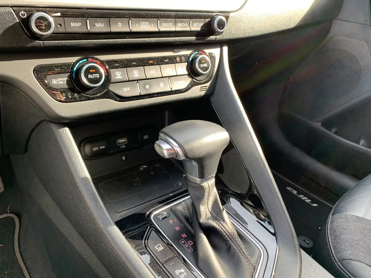 Kia Niro Hybrid Kia-Garantie+Navi+Winterpaket, миниатюра 5