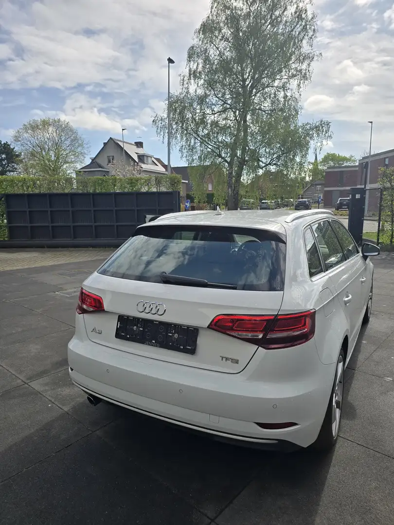 Audi A3 1.0 TFSI Limousine sport eerste eigenaar - 2