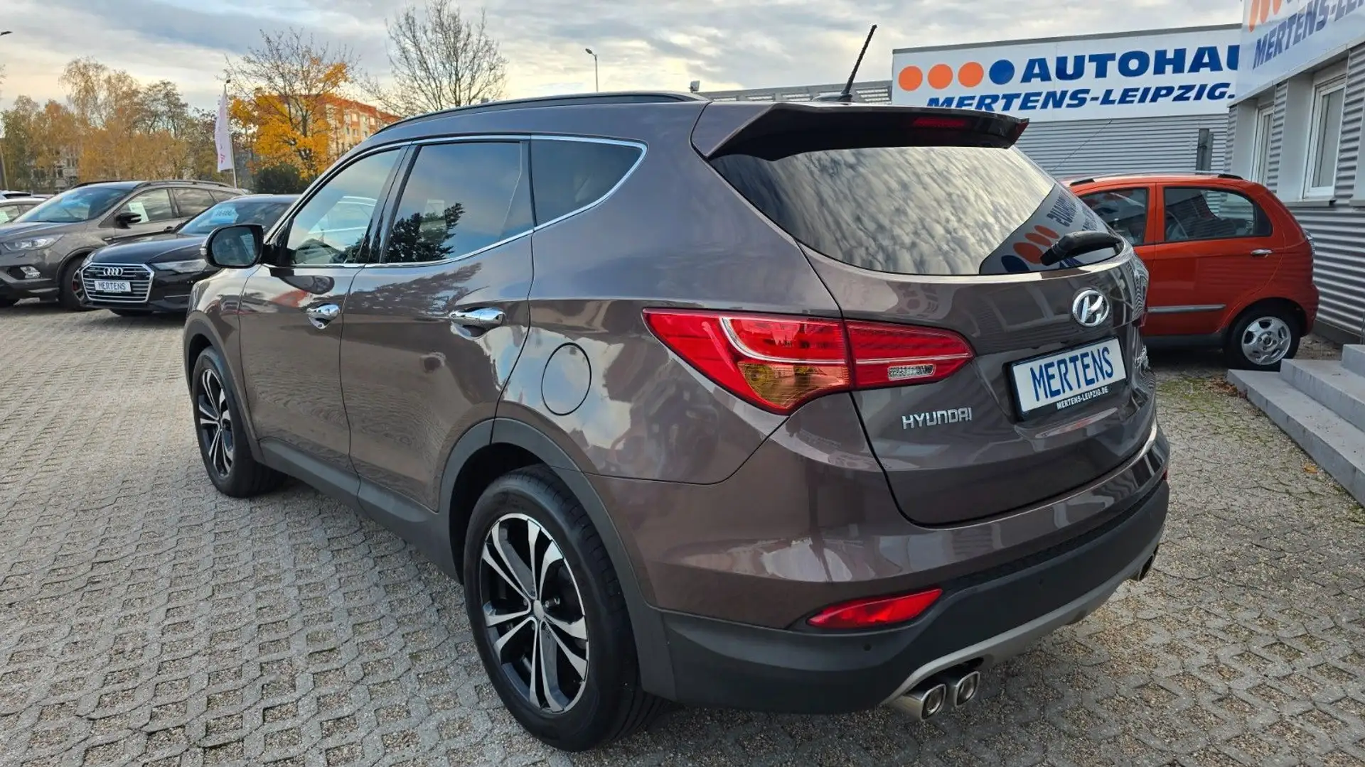 Hyundai SANTA FE Premium 4WD Xenon Navi Pano SHZ Kamera Braun - 2