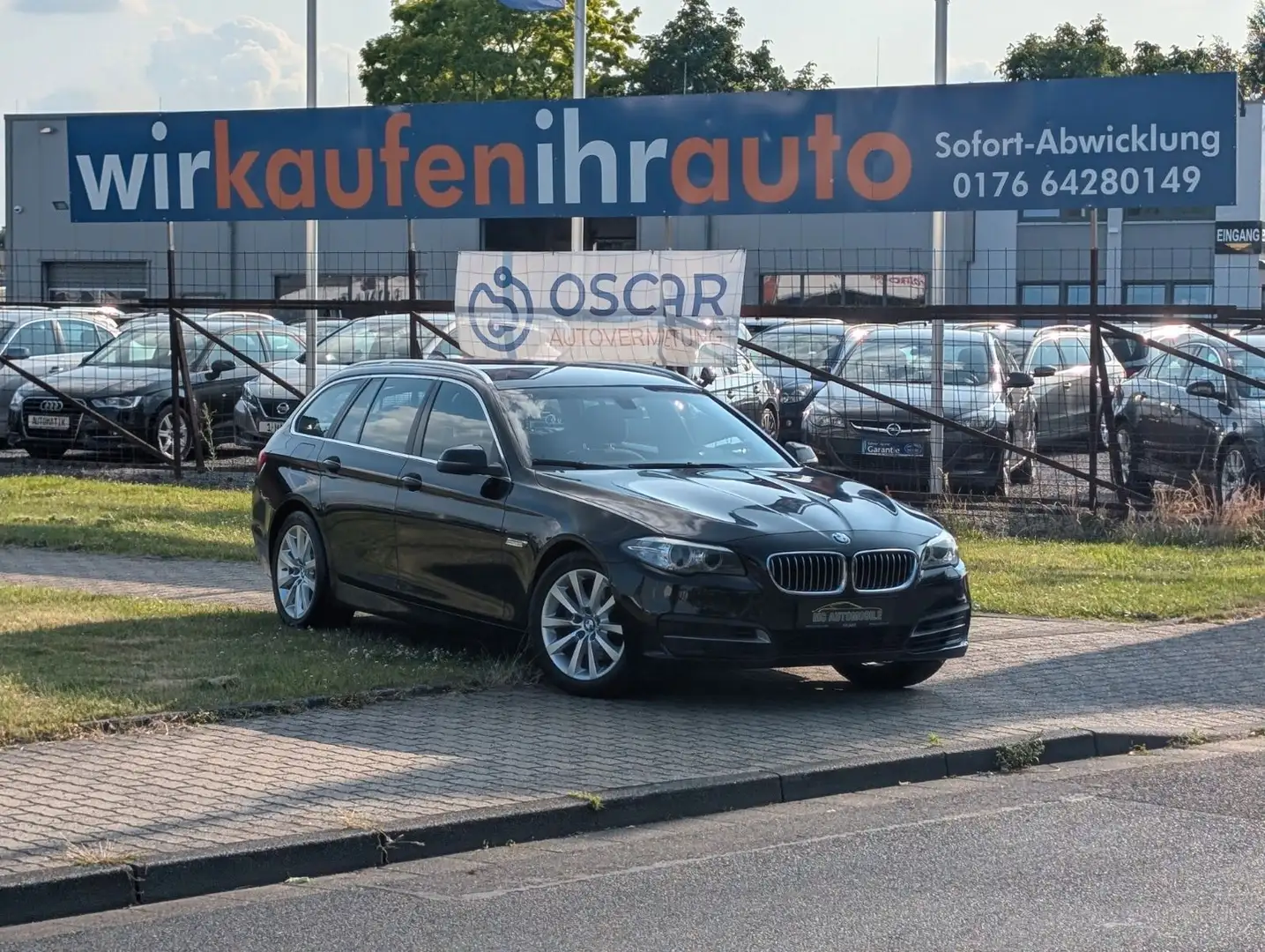 BMW 520 Baureihe 5 Touring 520 d*TEMPOMAT*PDC V-H !! Schwarz - 1