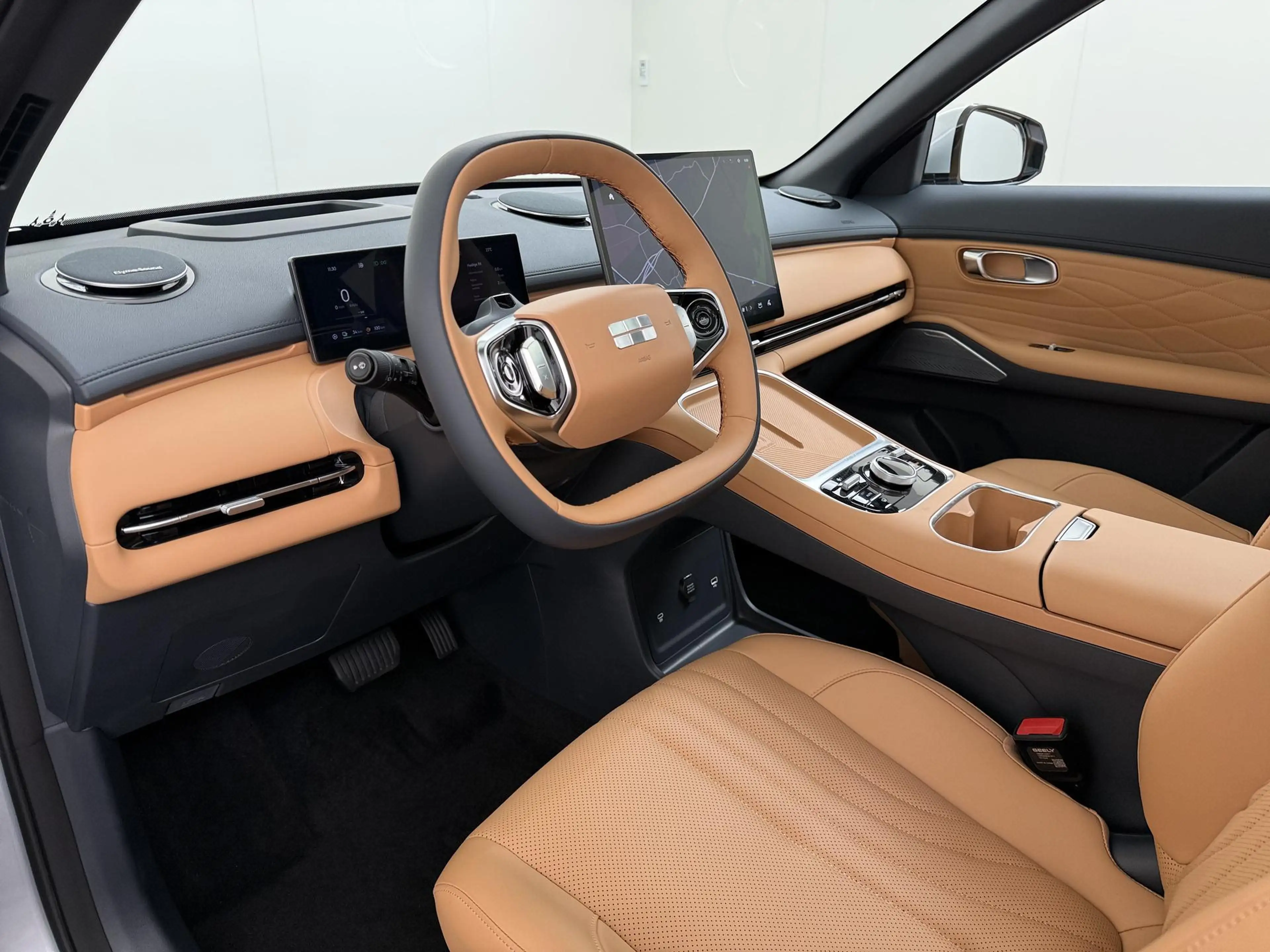 Geely Starray EM-i 1.5 Max+ 136KM Elektrisch/Pano/Massage/Leder/Direc — photo 15
