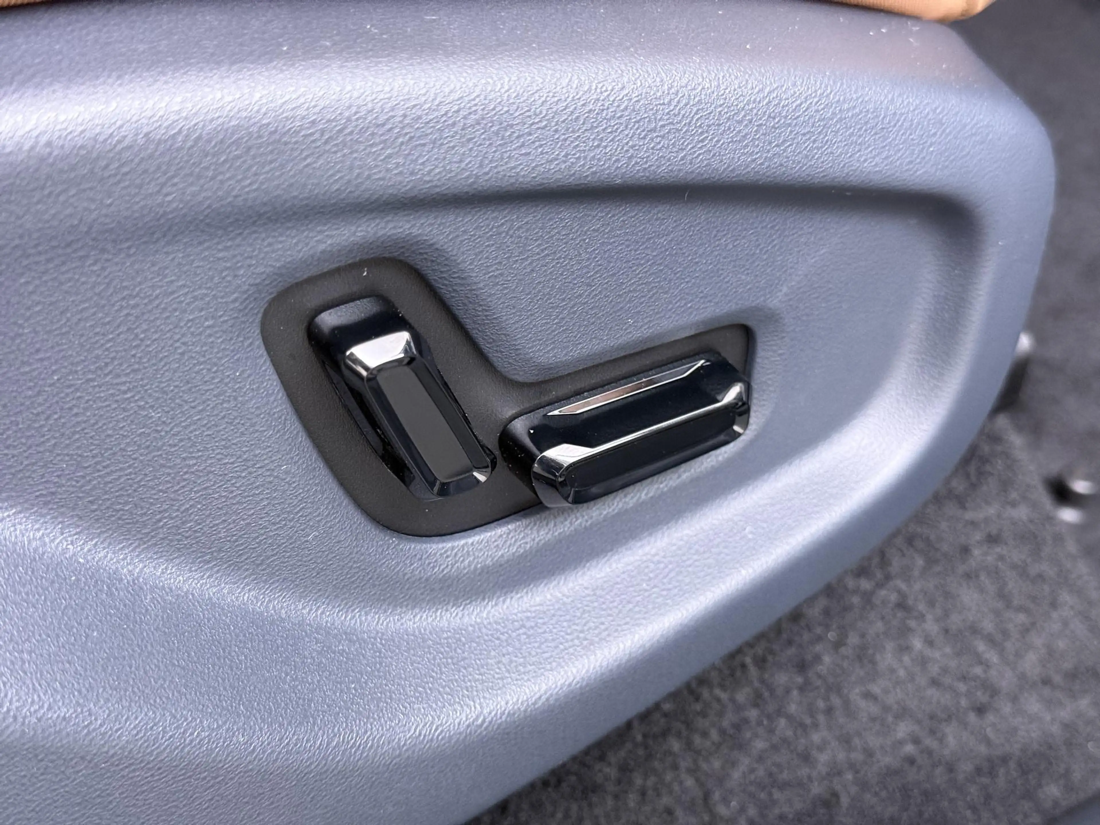 Geely Starray EM-i 1.5 Max+ 136KM Elektrisch/Pano/Massage/Leder/Direc — photo 41