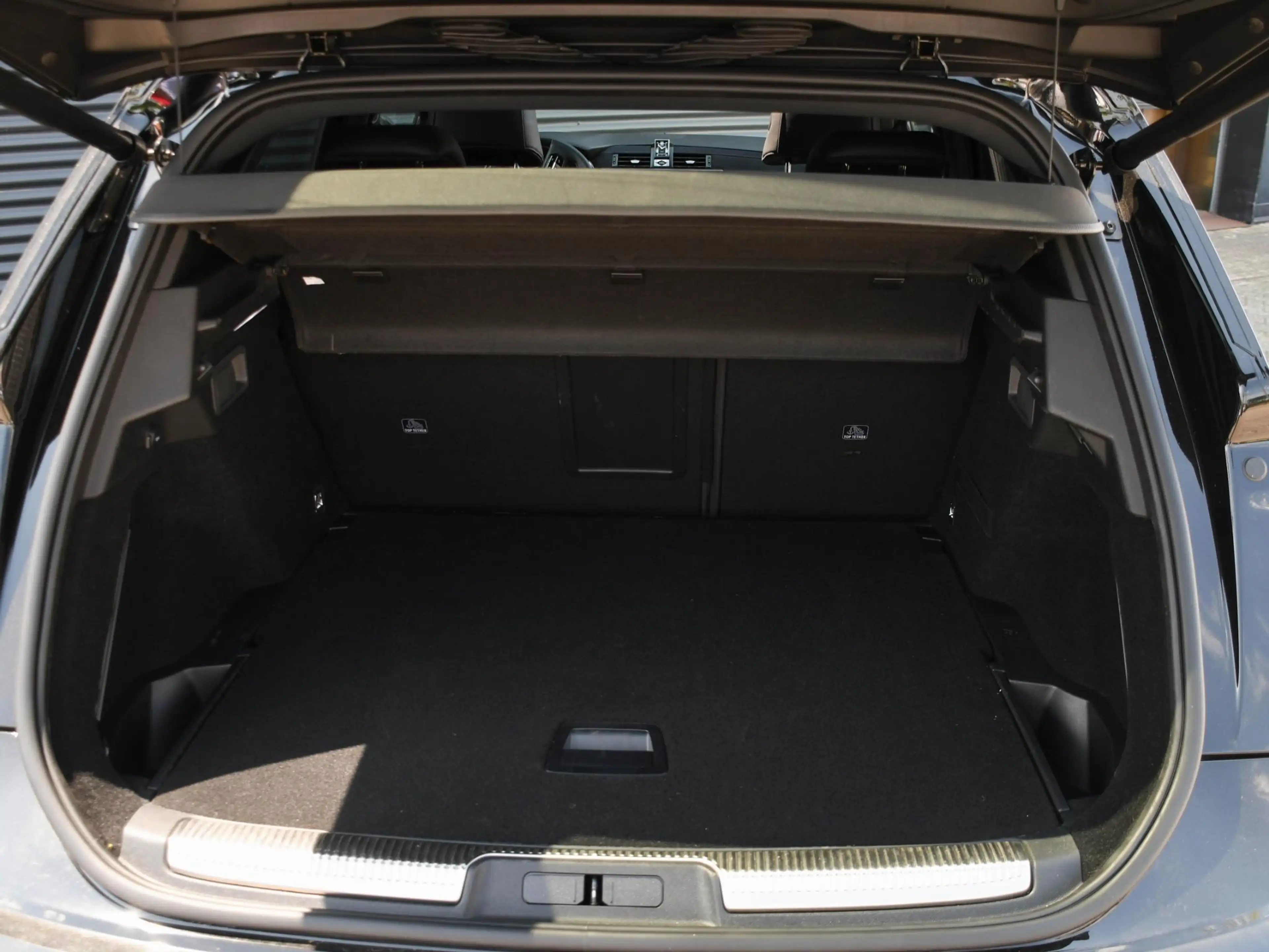 DS Automobiles DS 7 Performance Line+ 1.6 E-Tense 225pk Automaat PANO- — photo 14
